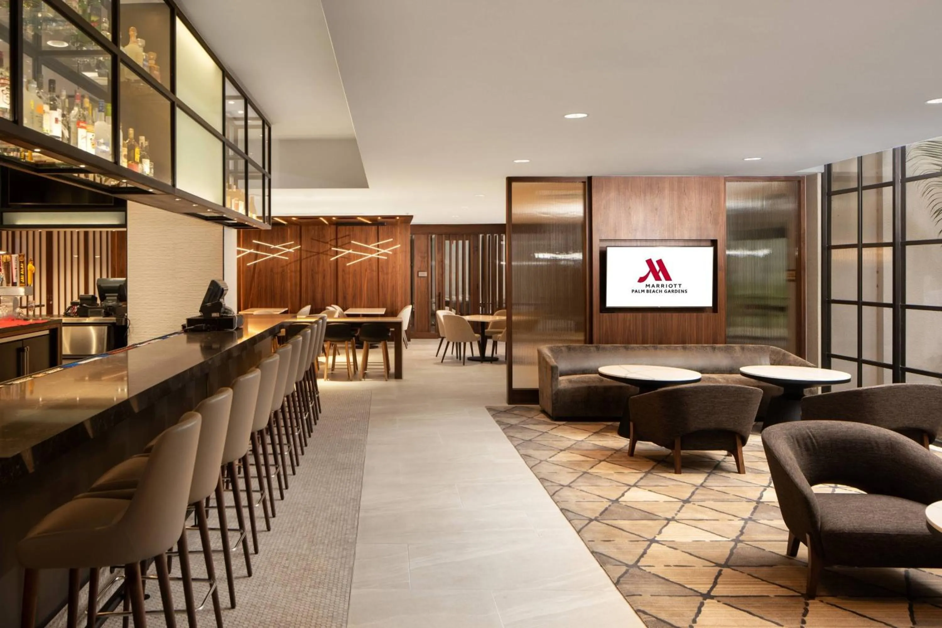 Lounge or bar in Palm Beach Gardens Marriott