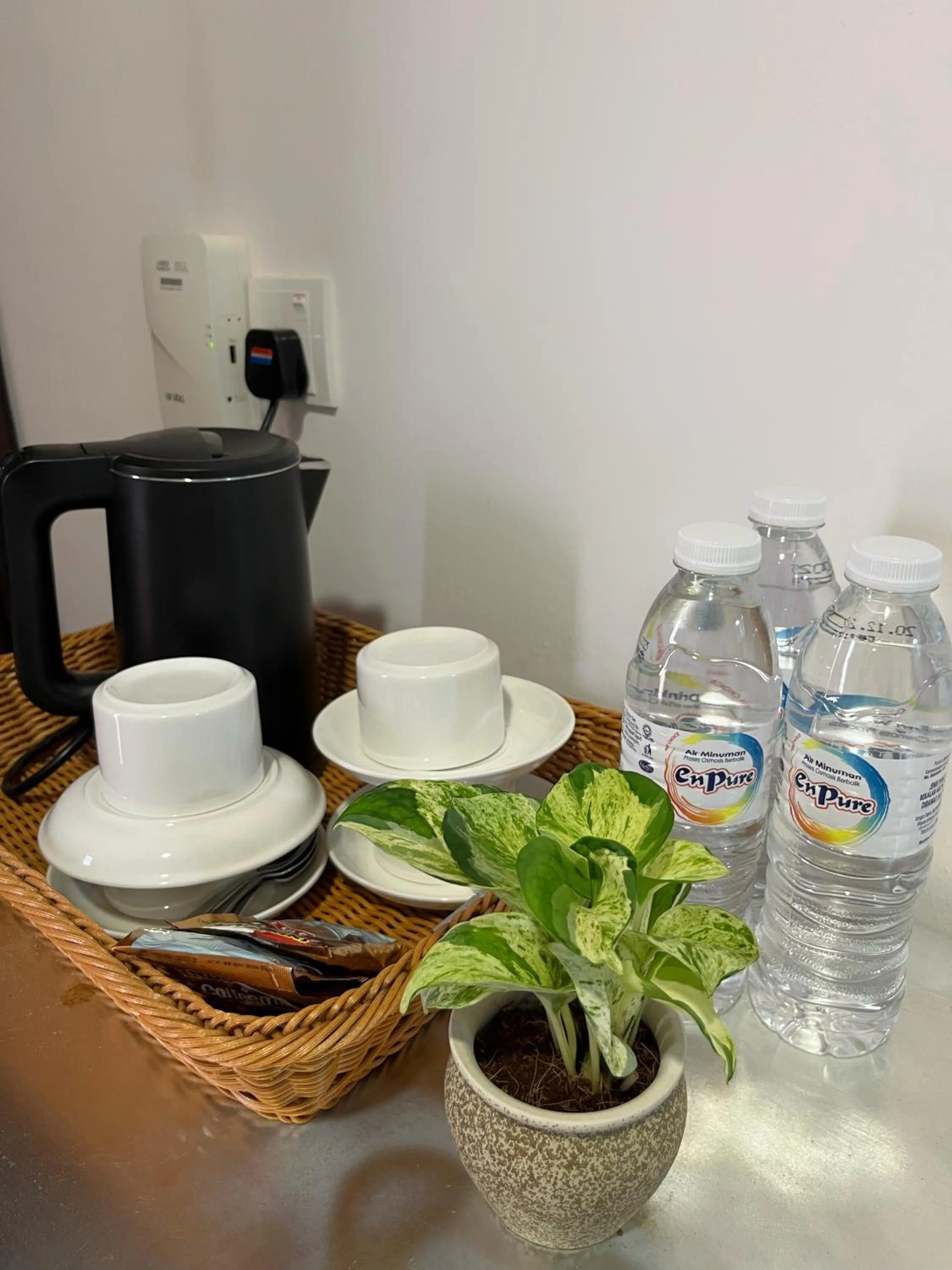 Coffee/tea facilities in Mclane Boutique Hotel