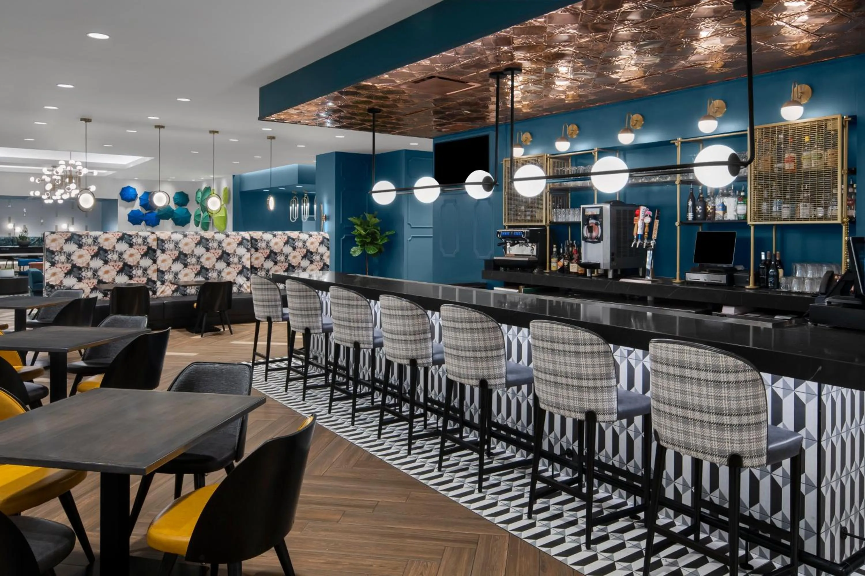 Restaurant/places to eat in Hotel Indigo New Orleans - French Quarter by IHG