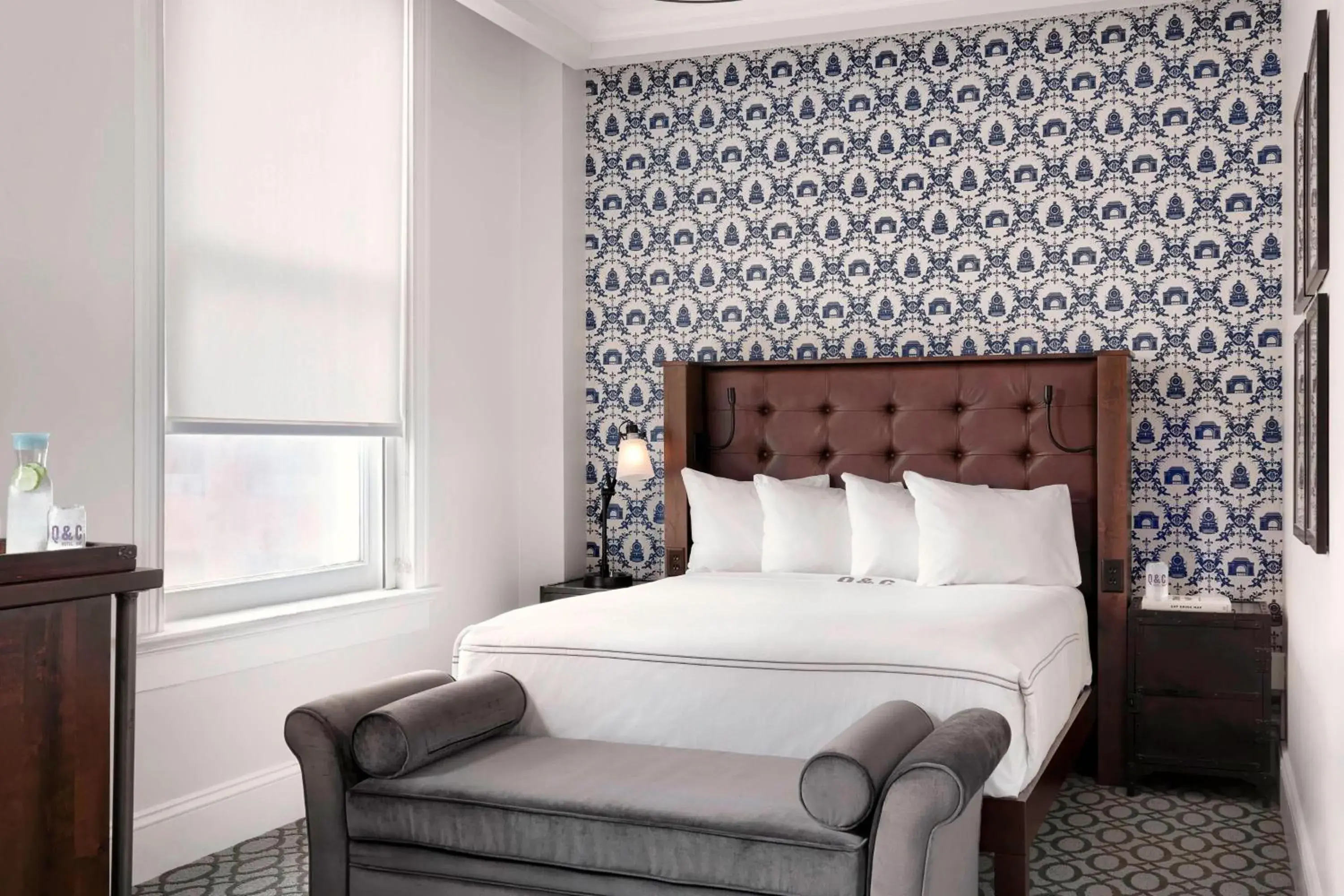 Photo of the whole room, Bed in Q&C Hotel and Bar New Orleans, Autograph Collection Photo of the whole room, Bed in Q&C Hotel and Bar New Orleans, Autograph Collection