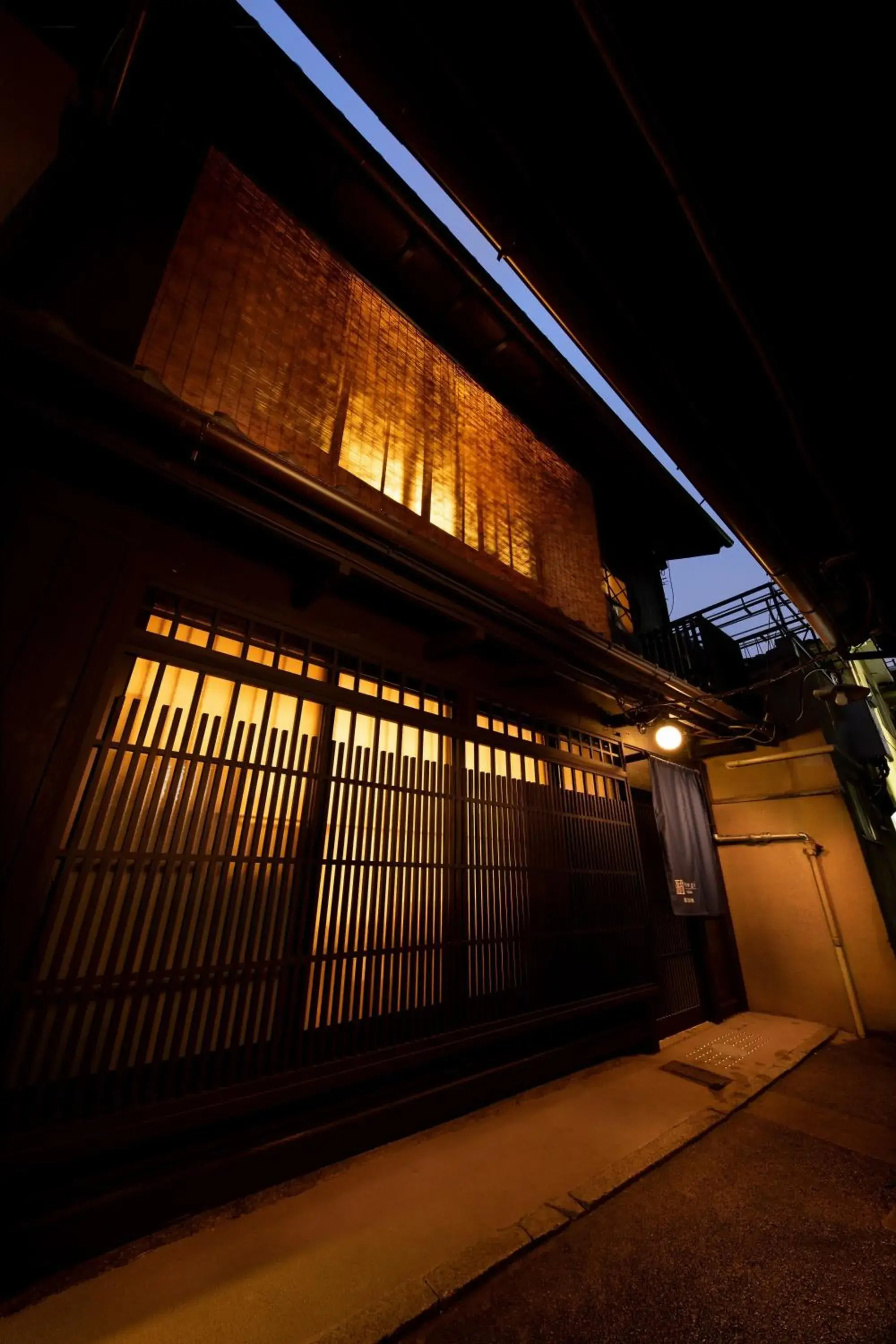 Facade/entrance in Kanade Matsubara-Gokomachi Facade/entrance in Kanade Matsubara-Gokomachi