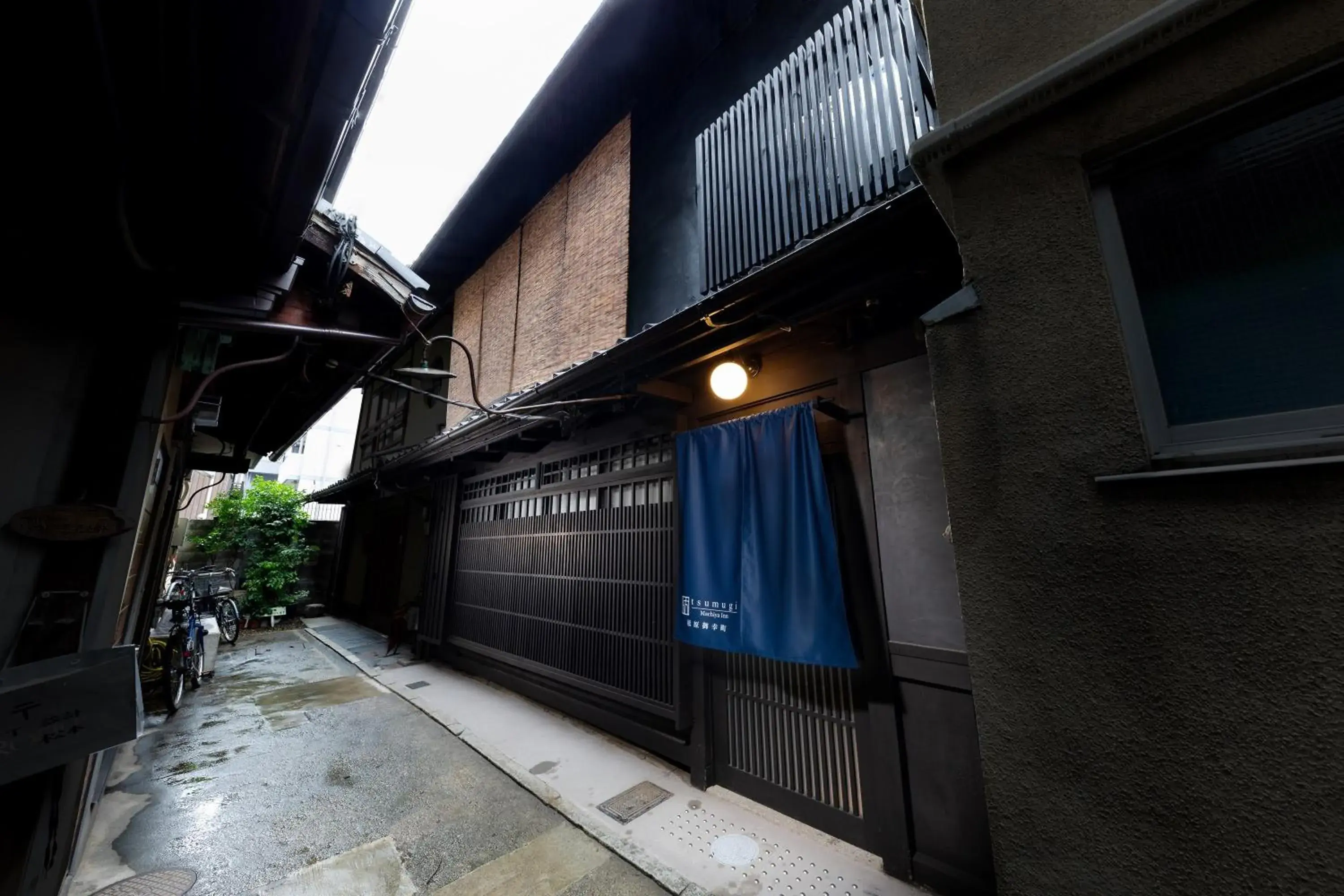 Facade/entrance in Kanade Matsubara-Gokomachi Facade/entrance in Kanade Matsubara-Gokomachi