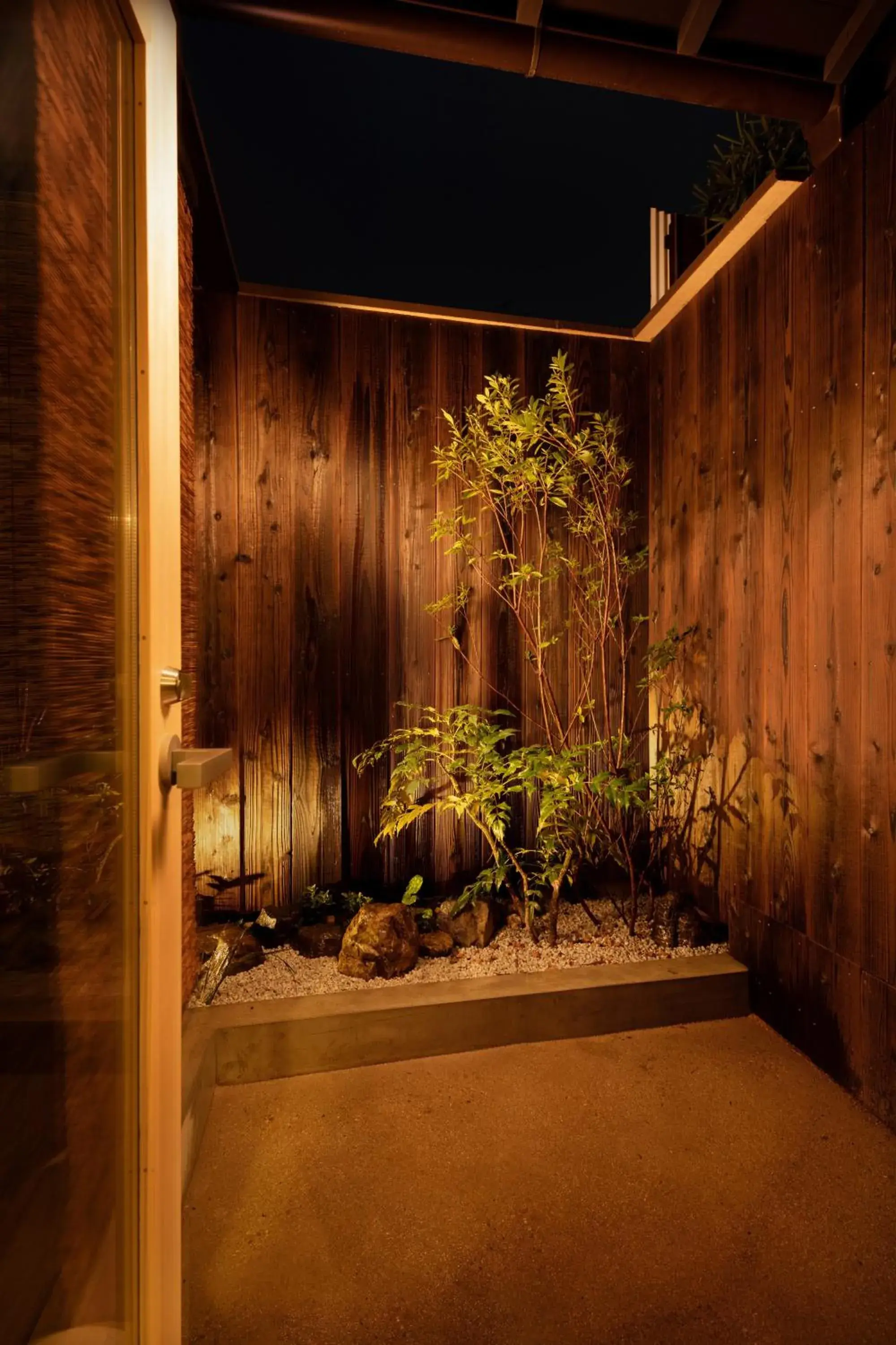 Garden view in Kanade Matsubara-Gokomachi Garden view in Kanade Matsubara-Gokomachi