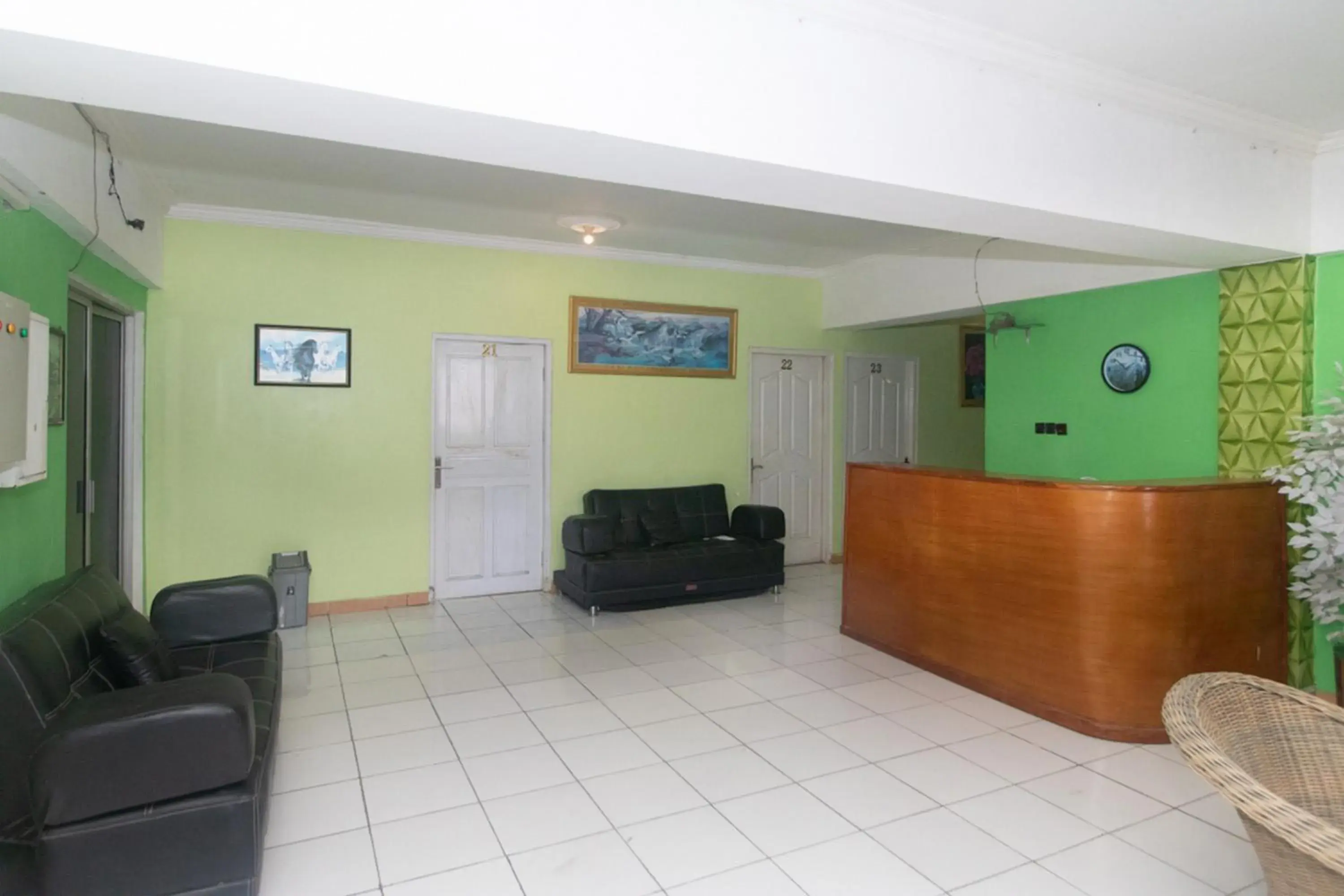 Lobby or reception in RedDoorz @ Frans Seda Kupang Lobby or reception in RedDoorz @ Frans Seda Kupang
