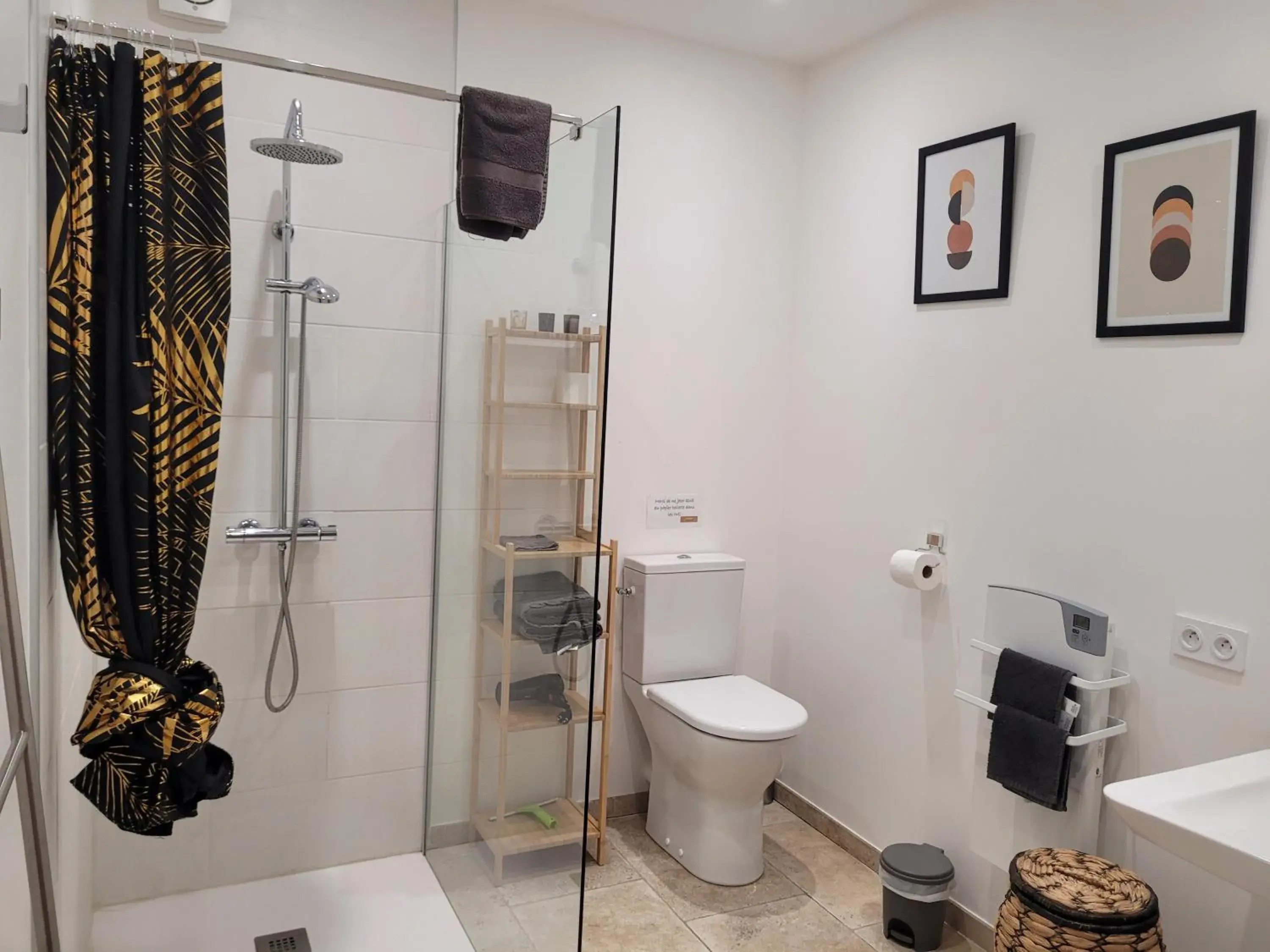 Double Room with Garden View - single occupancy in La Gurlanne Double Room with Garden View - single occupancy in La Gurlanne