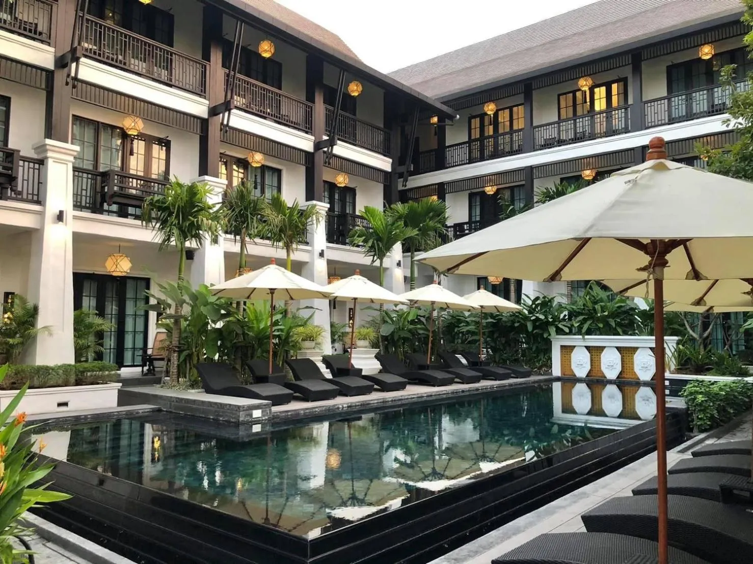 Swimming pool in Aksara Heritage