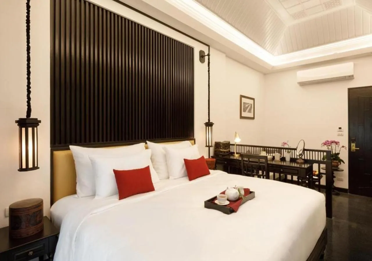 Bed in Aksara Heritage