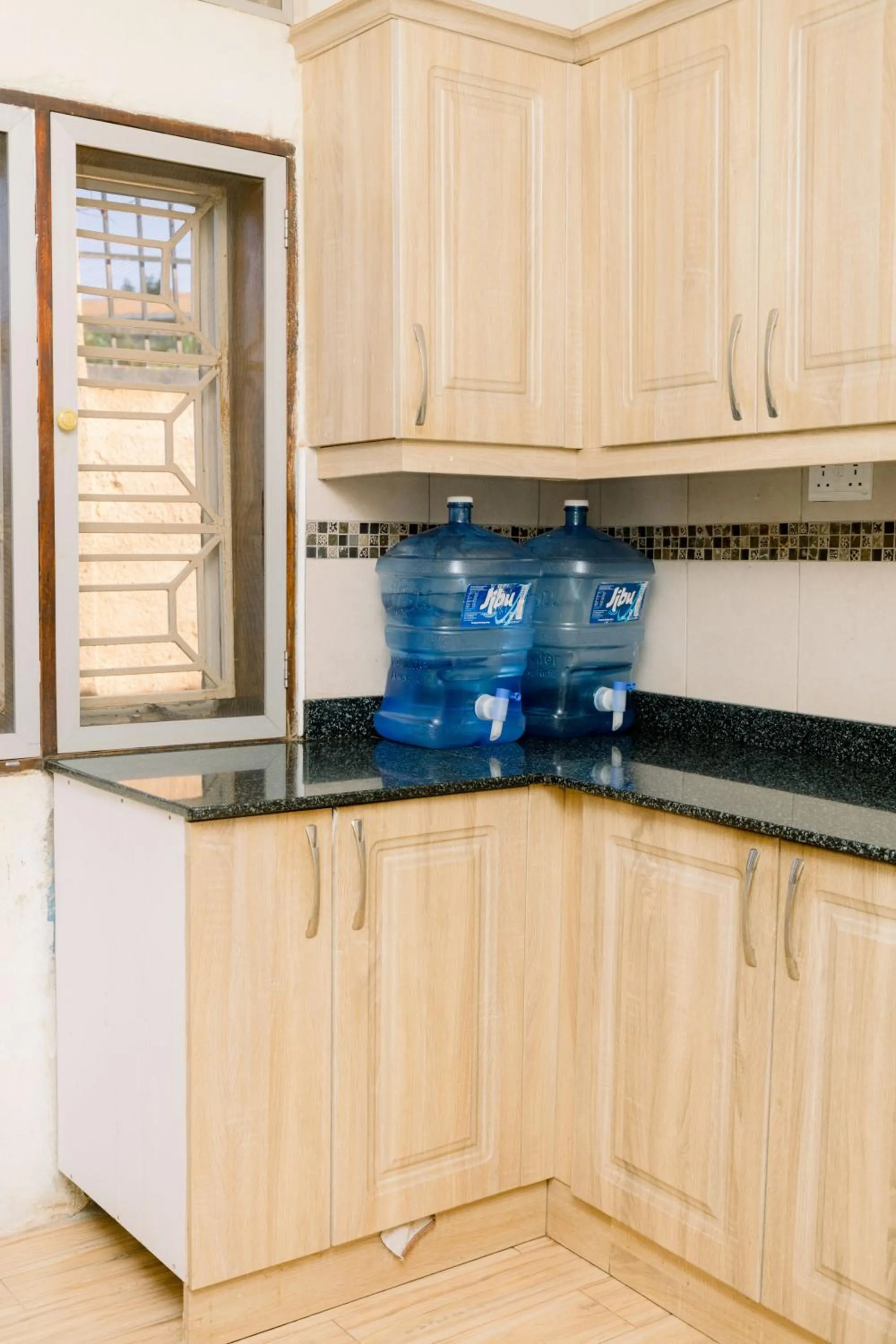 Kitchen or kitchenette in Acacia Villa Kampala
