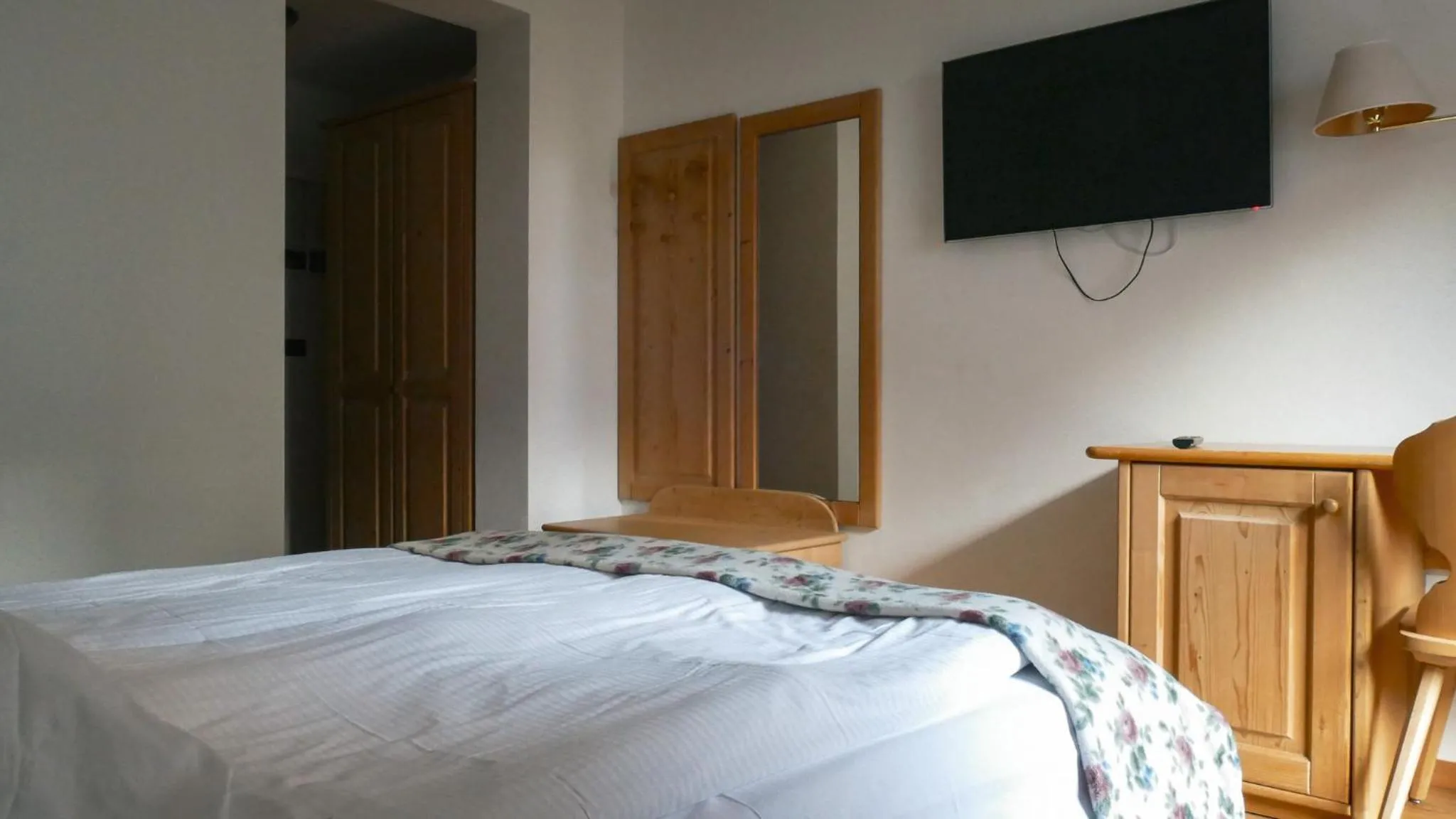 View (from property/room), Bed in Hotel Malga Passerella