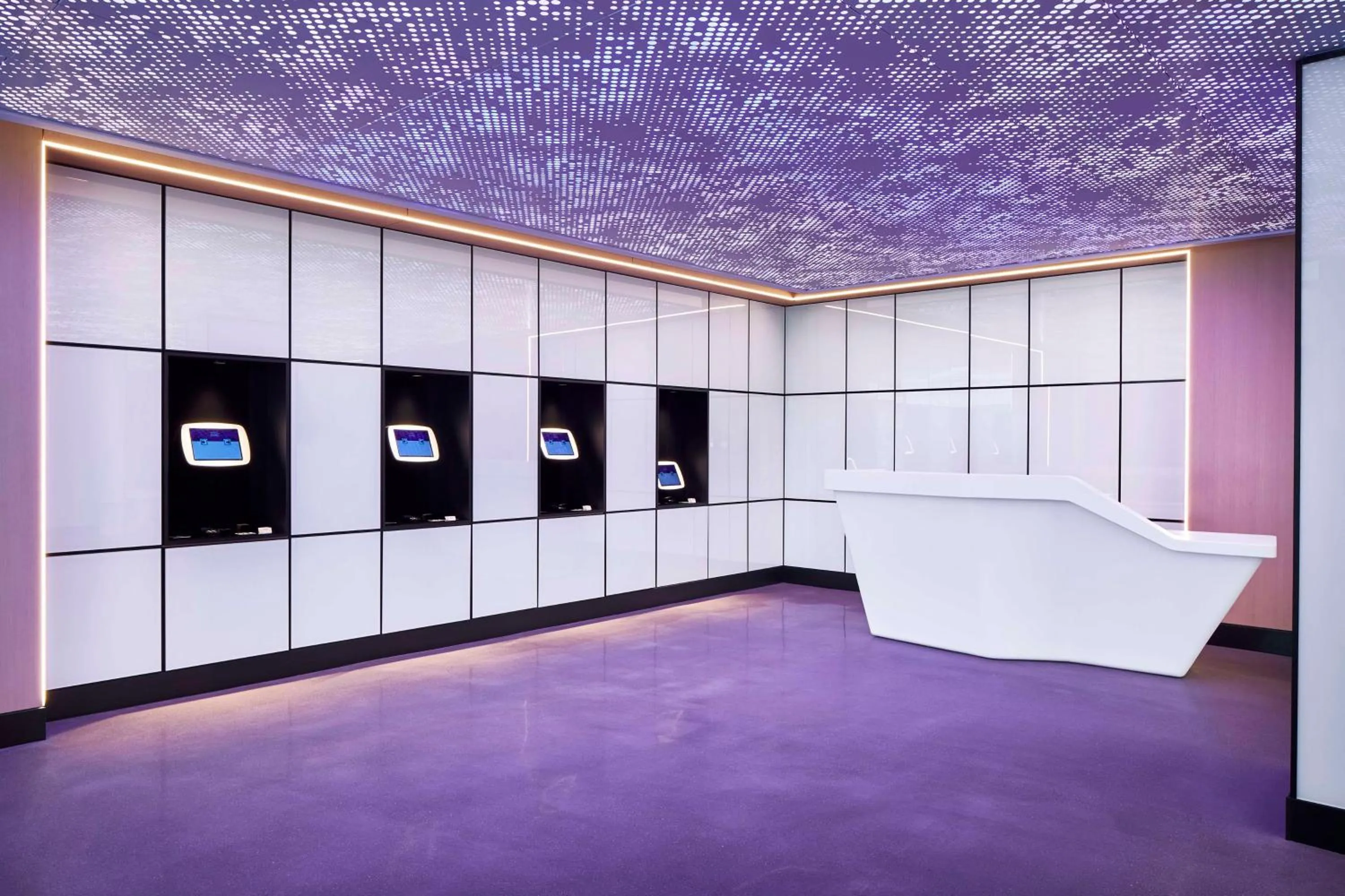 Lobby or reception in YOTEL Washington DC