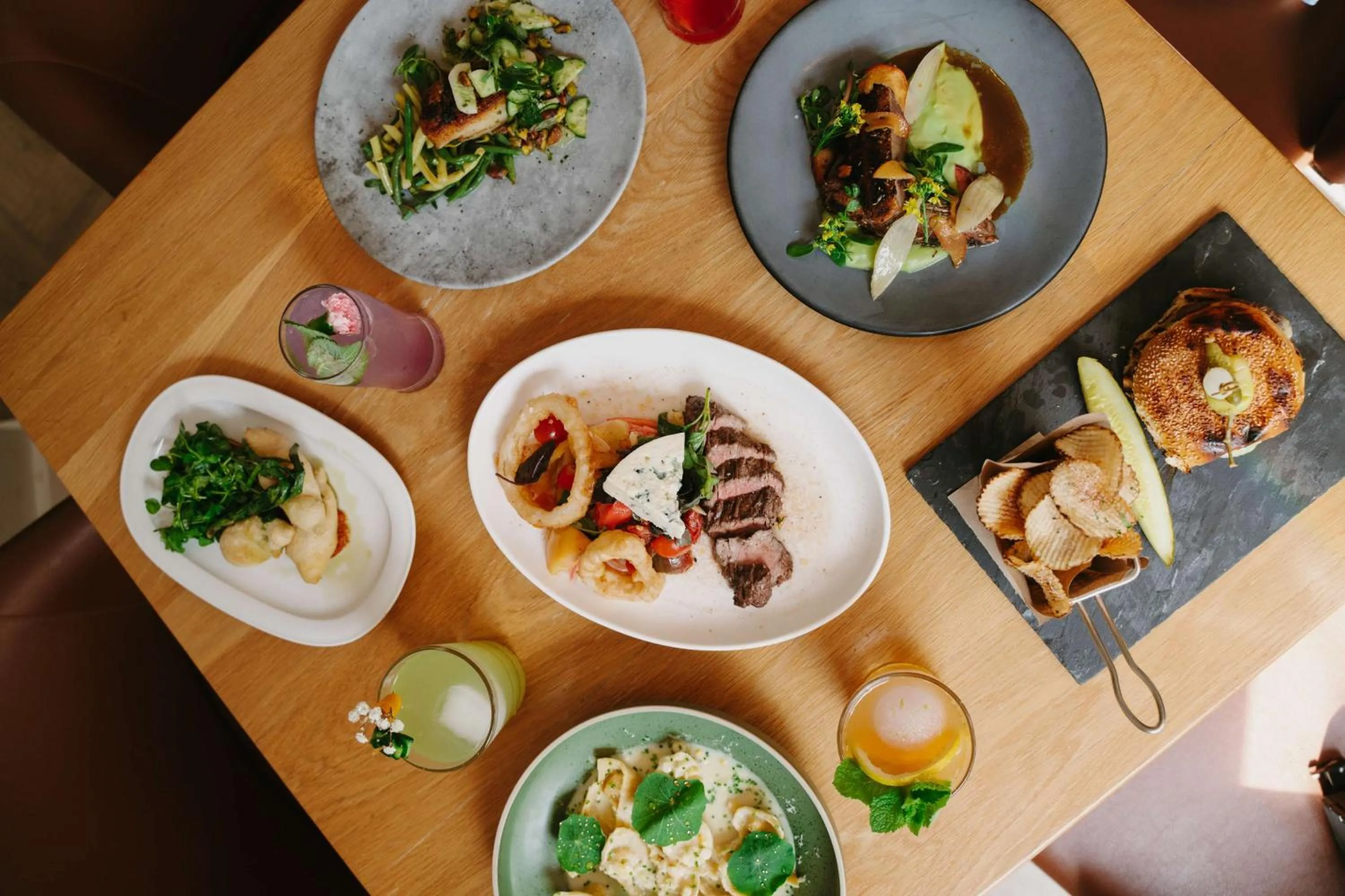 Restaurant/places to eat in YOTEL Washington DC