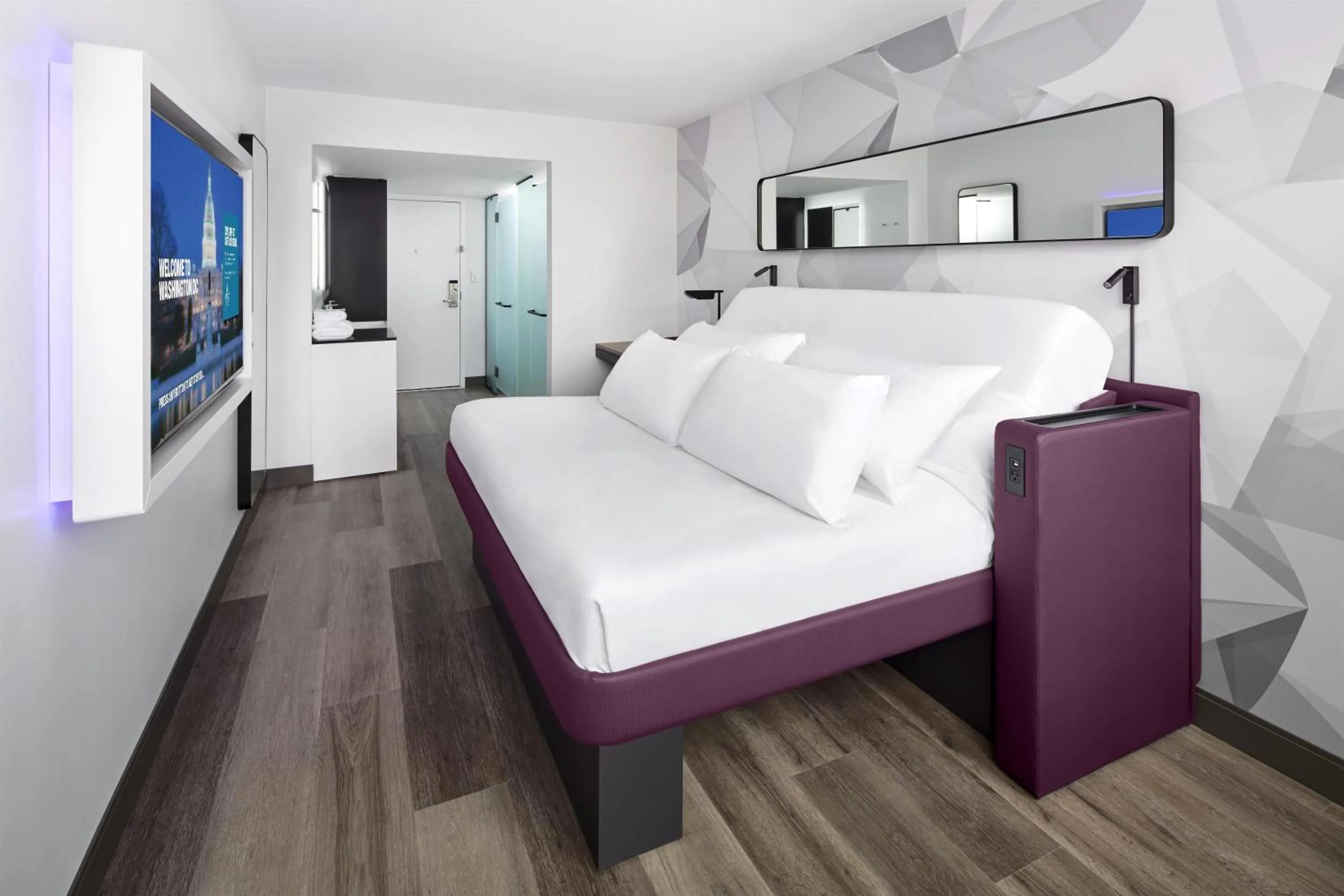 Bedroom, Bed in YOTEL Washington DC