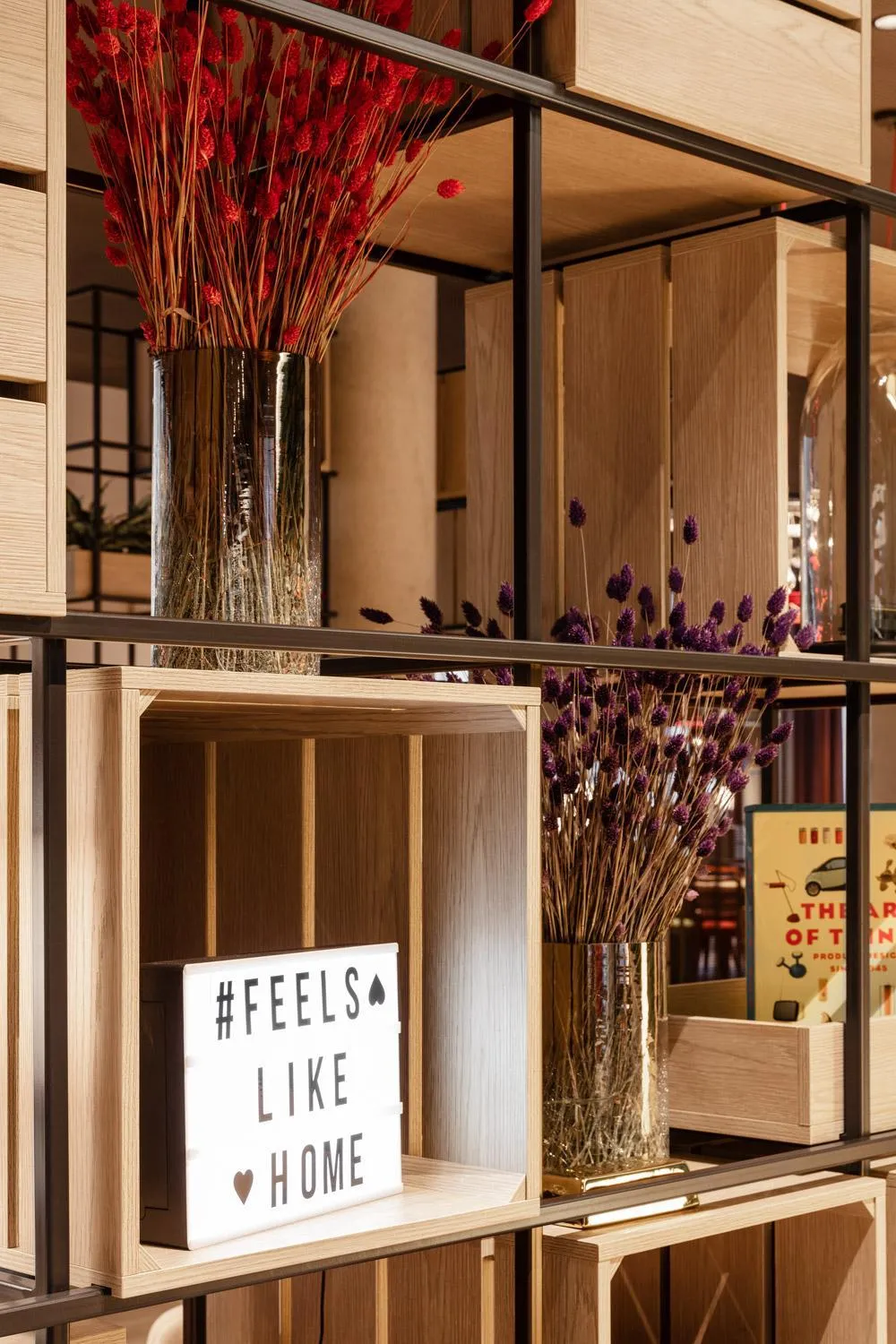 Lounge or bar in IntercityHotel Hannover Hauptbahnhof-Ost