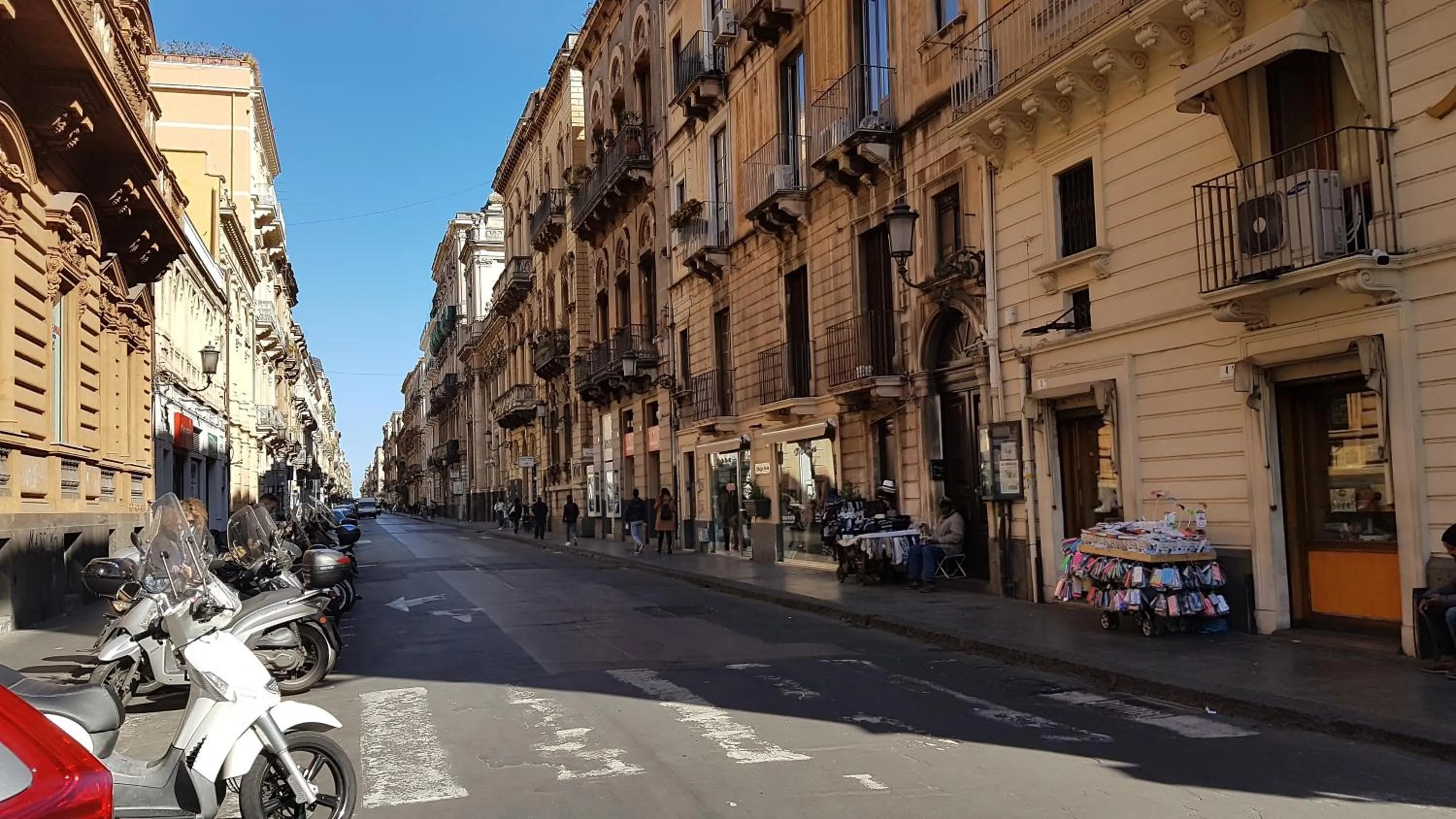 Neighbourhood in B&B Giardino Bellini-centro