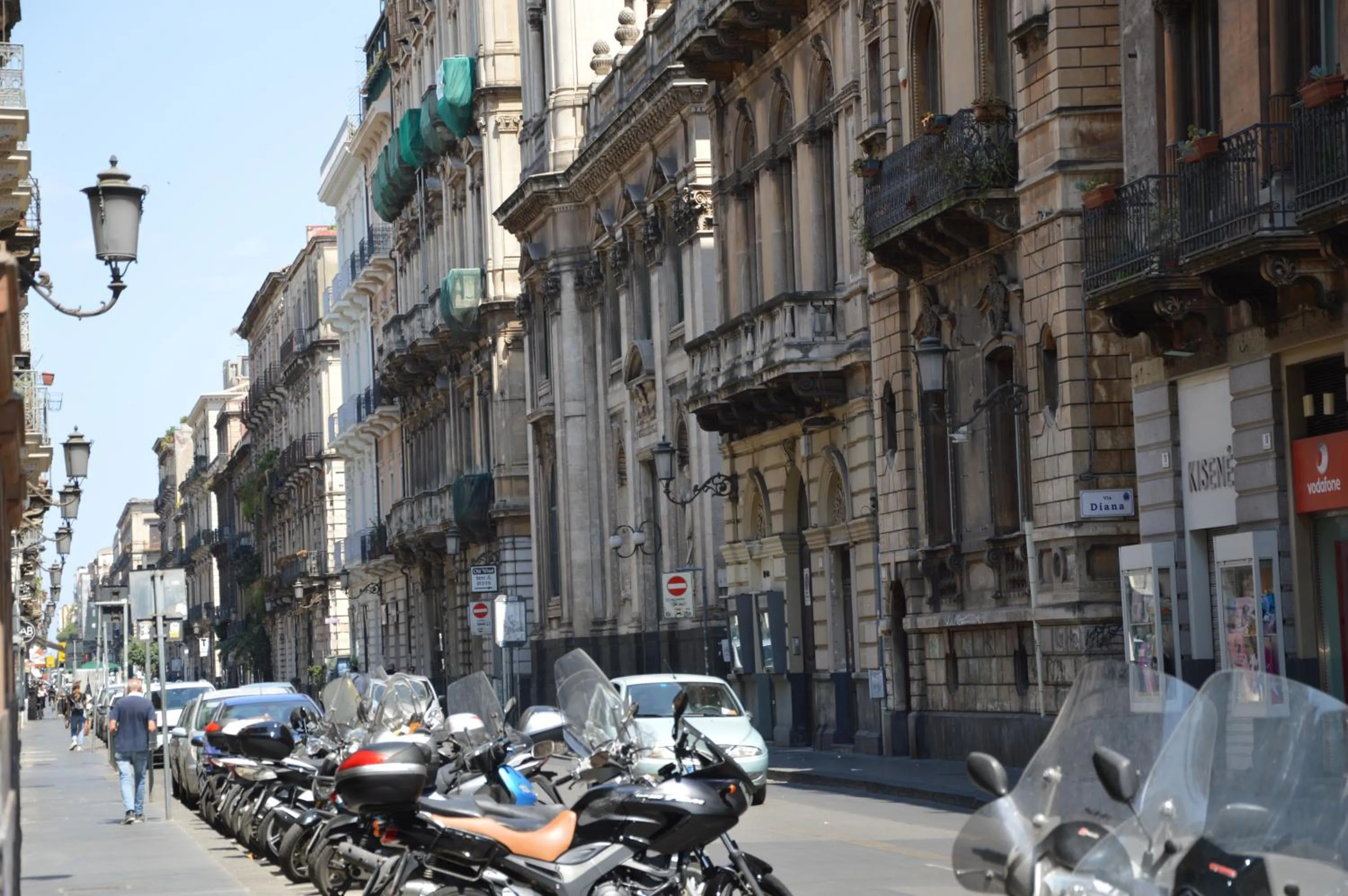 Bird's eye view in B&B Giardino Bellini-centro