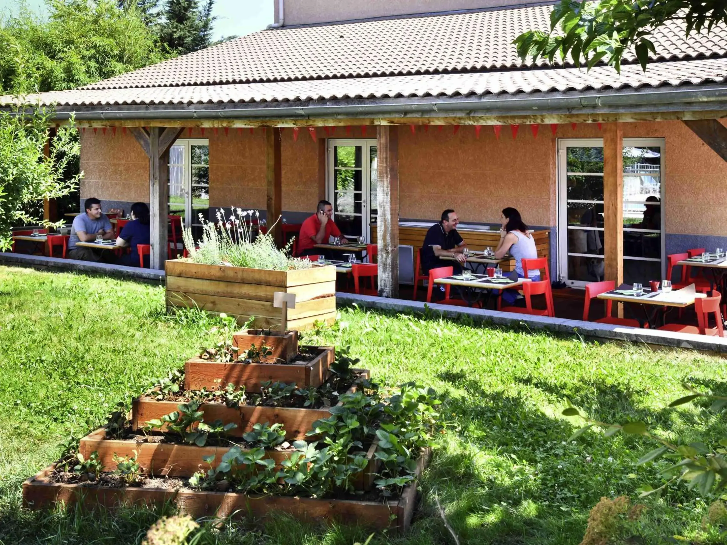 Restaurant/places to eat in ibis Sisteron Restaurant/places to eat in ibis Sisteron