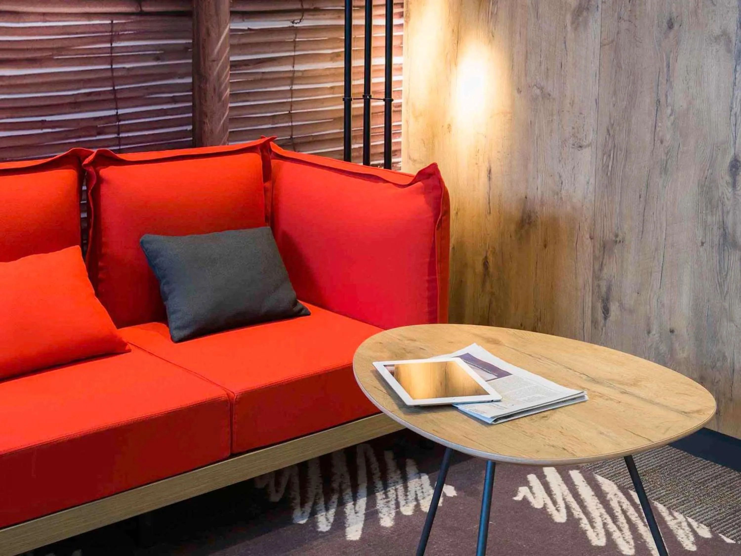 Lounge or bar in ibis Sisteron