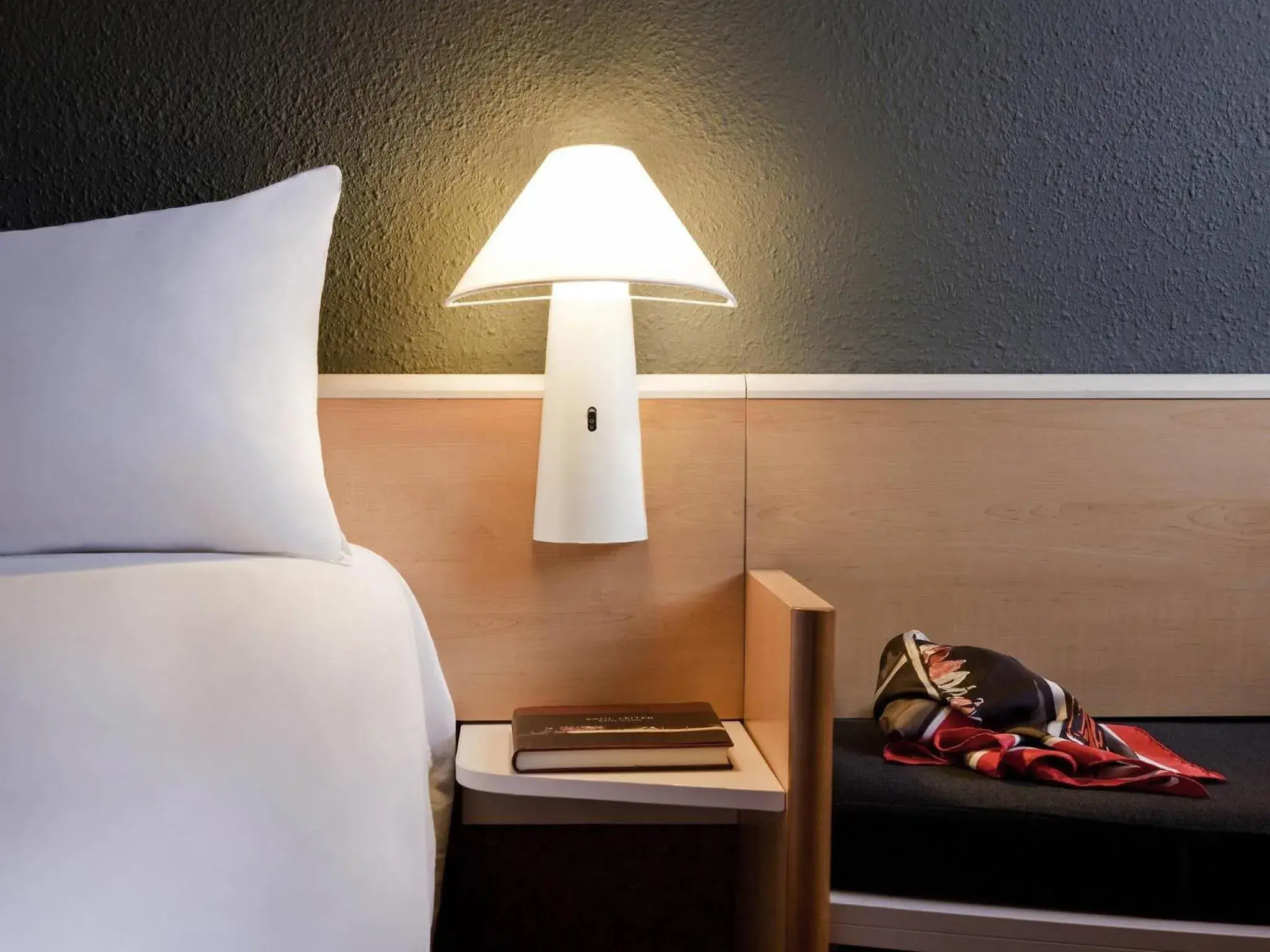 Bedroom, Bed in ibis Sisteron Bedroom, Bed in ibis Sisteron