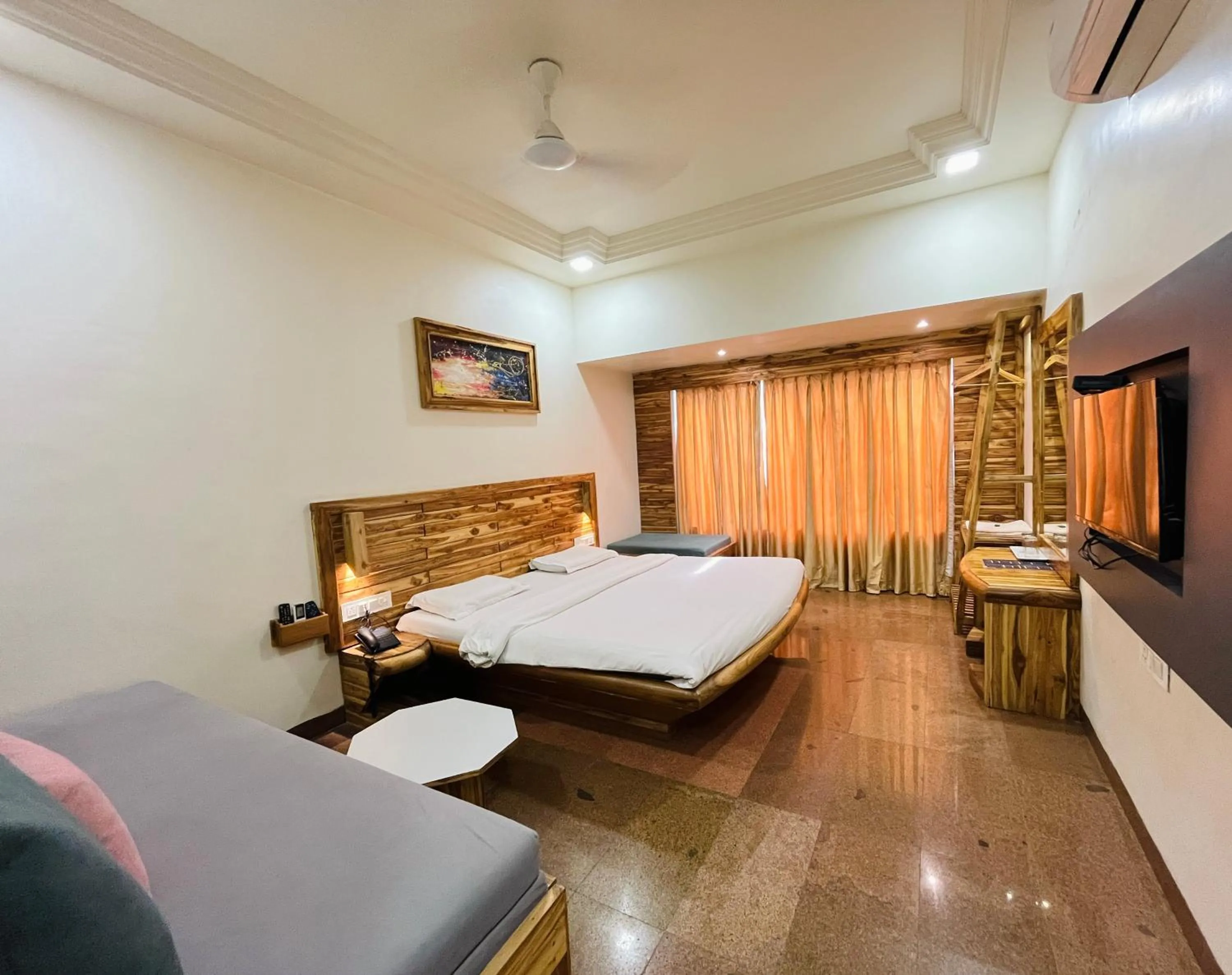 Hotel Shripad