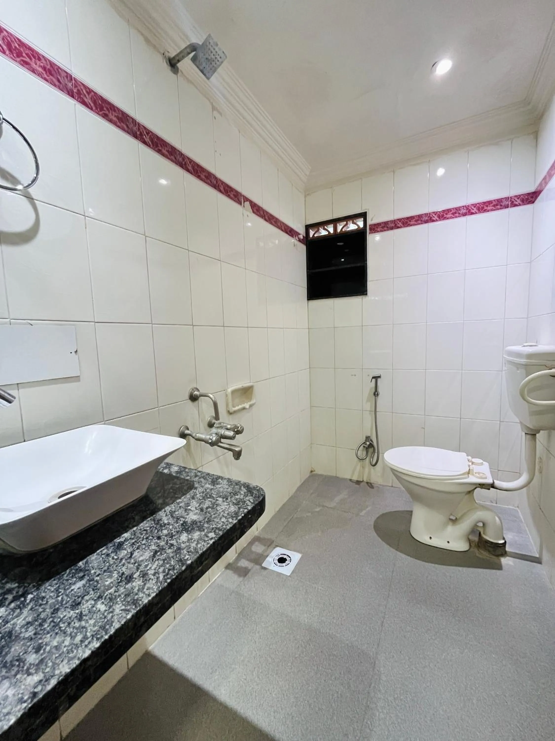 Hotel Shripad