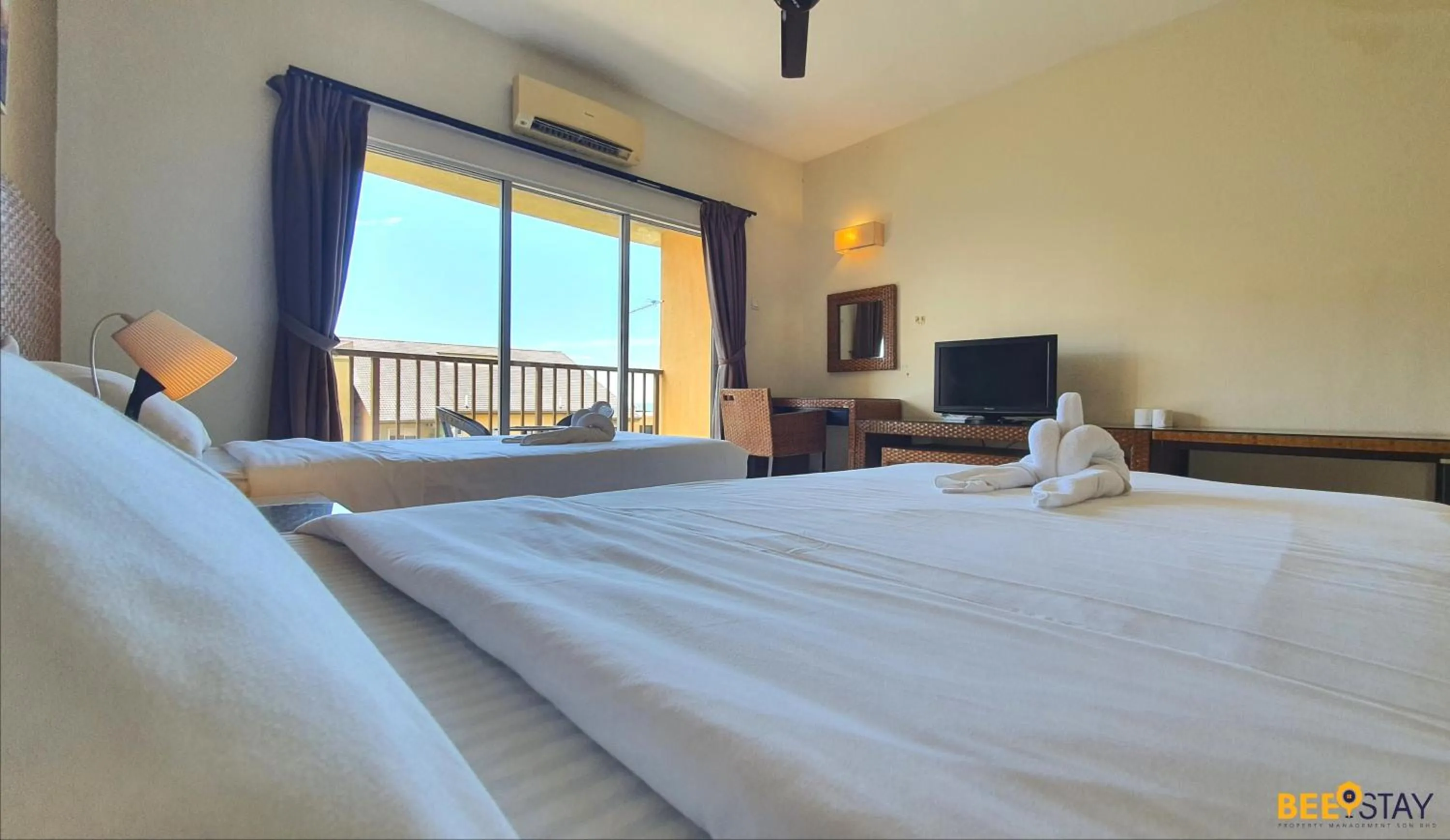 Bed in Gold Coast Morib Themepark View Studio