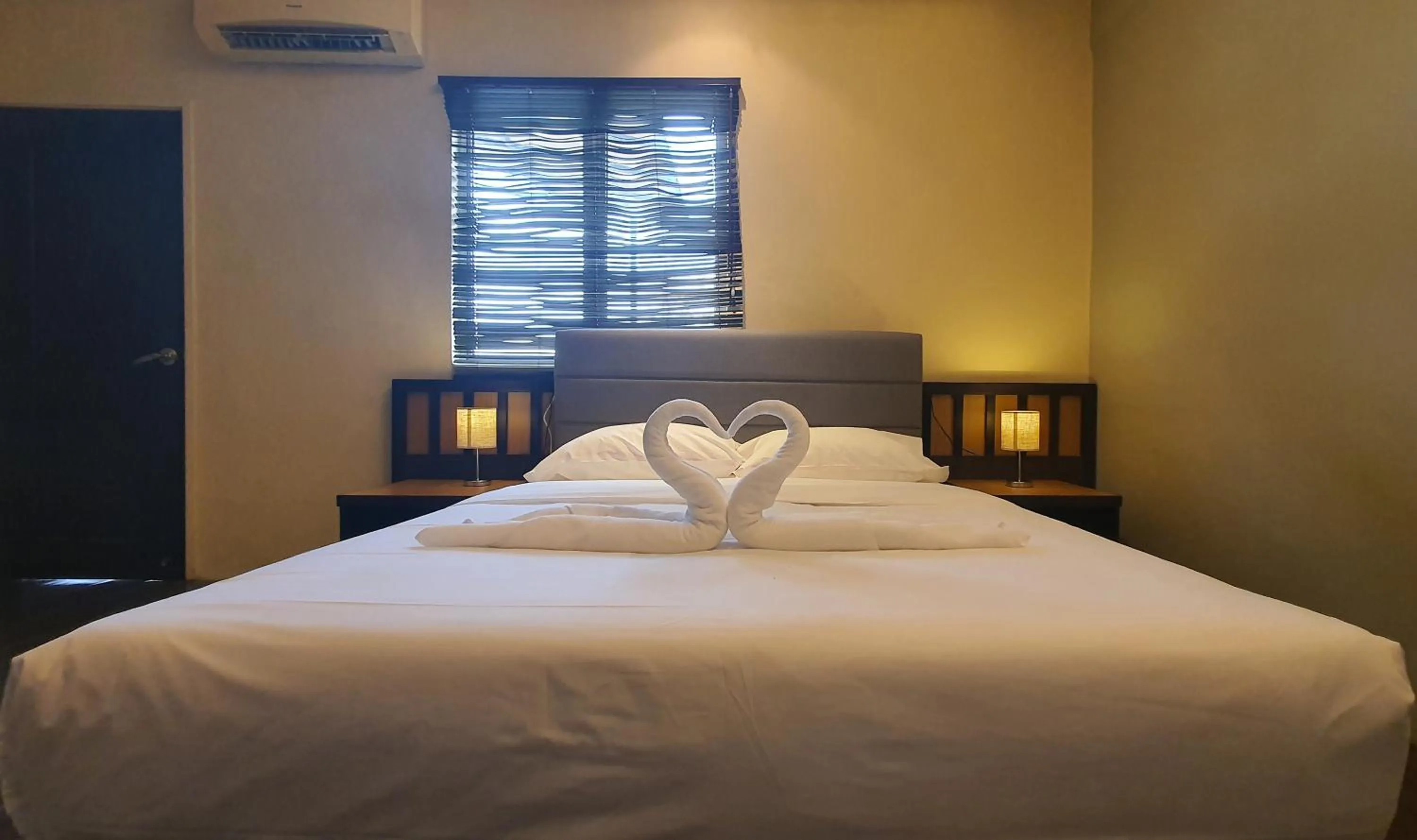 Bed in Gold Coast Morib Themepark View Studio