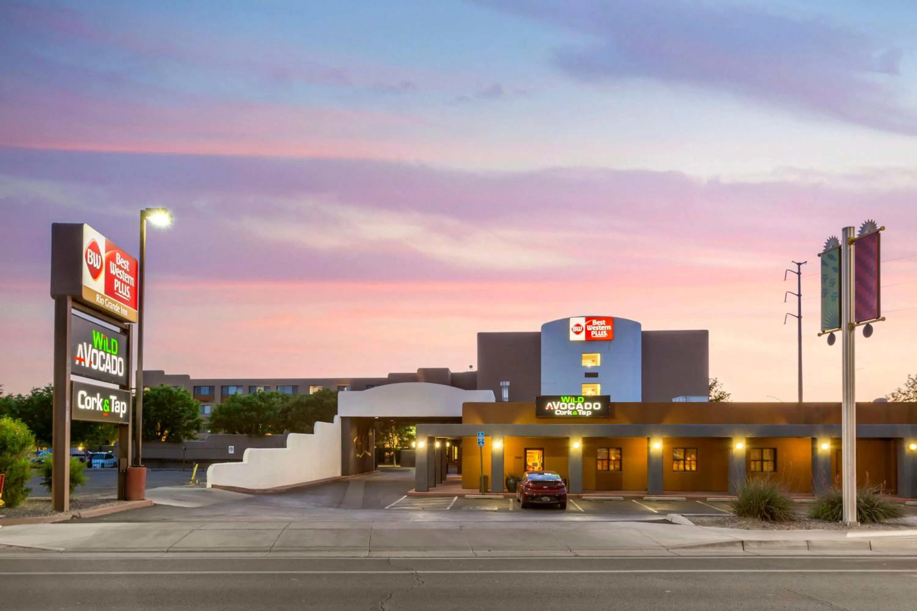 Property building in Best Western Plus Rio Grande Inn