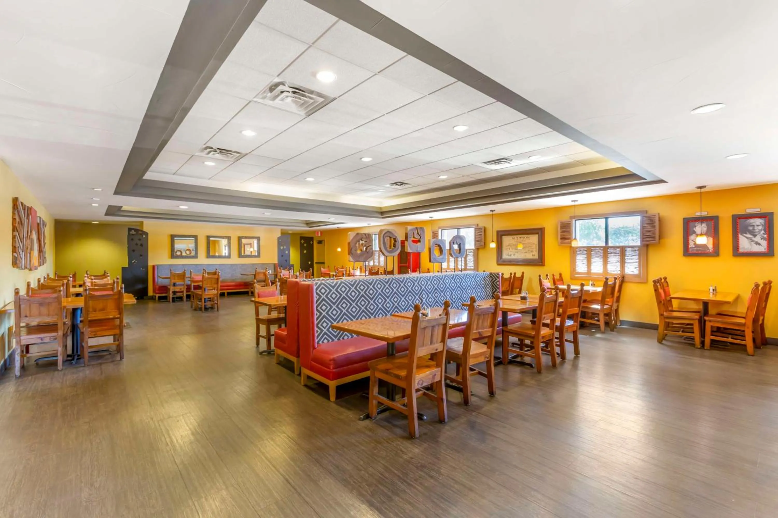 Breakfast in Best Western Plus Rio Grande Inn