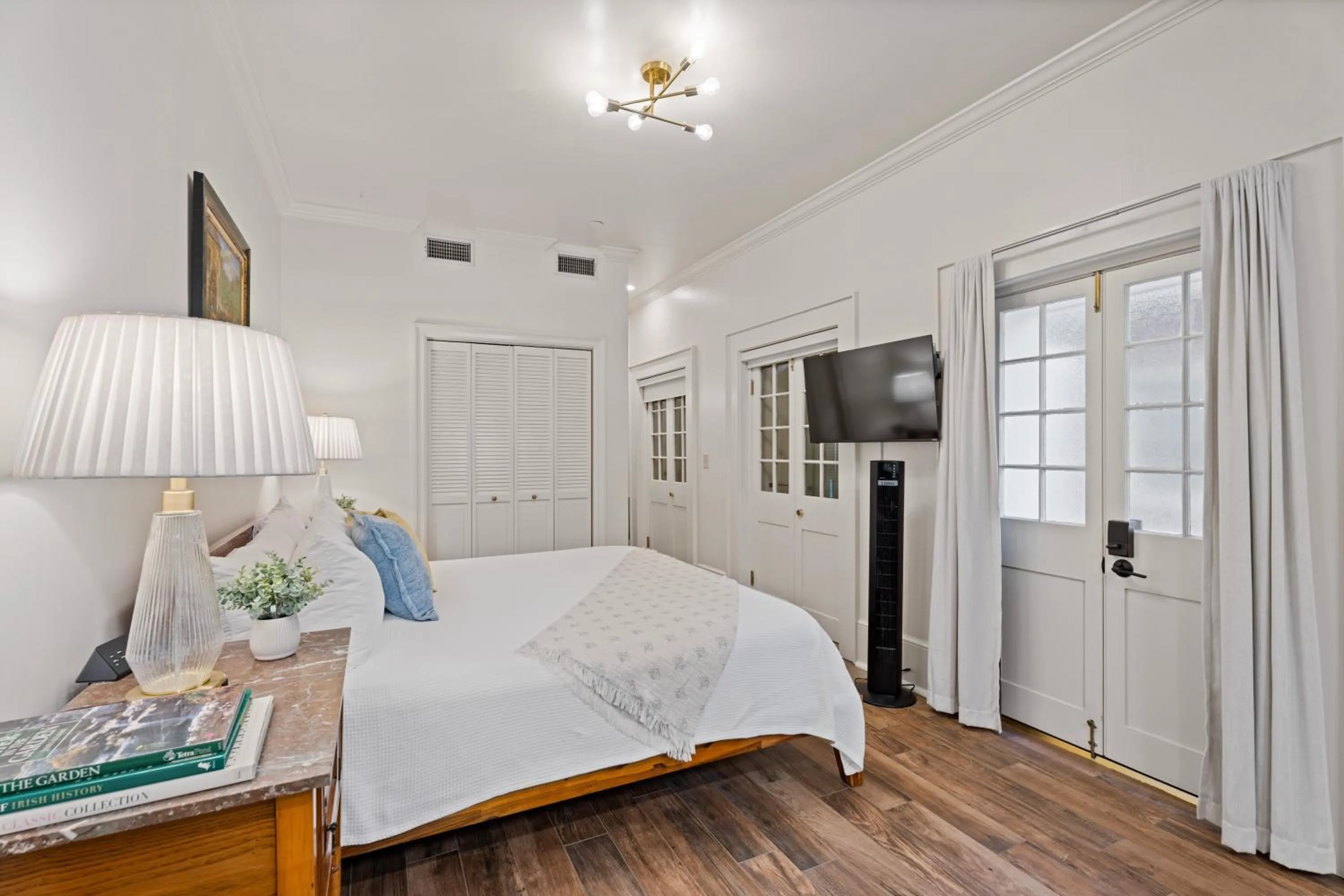 Bedroom, Bed in Grenoble House