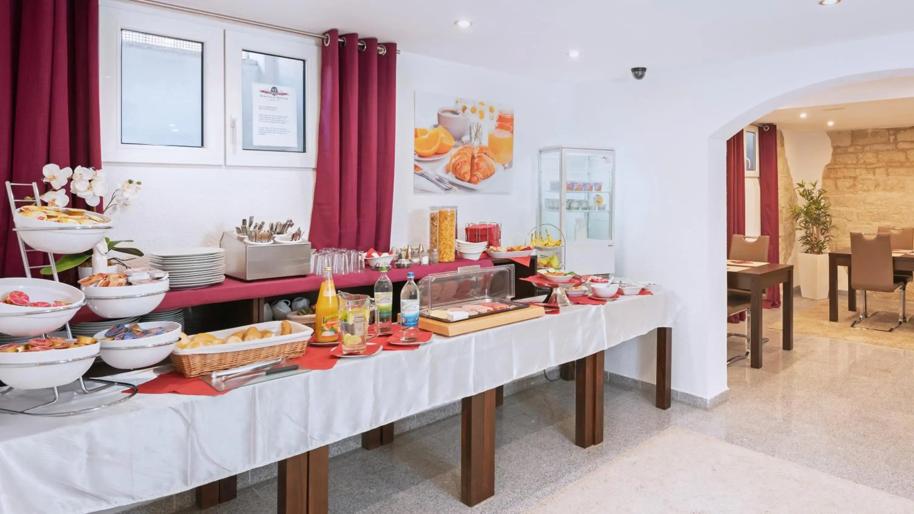 Restaurant/places to eat in Aparthotel - Stadtvilla Premium Restaurant/places to eat in Aparthotel - Stadtvilla Premium