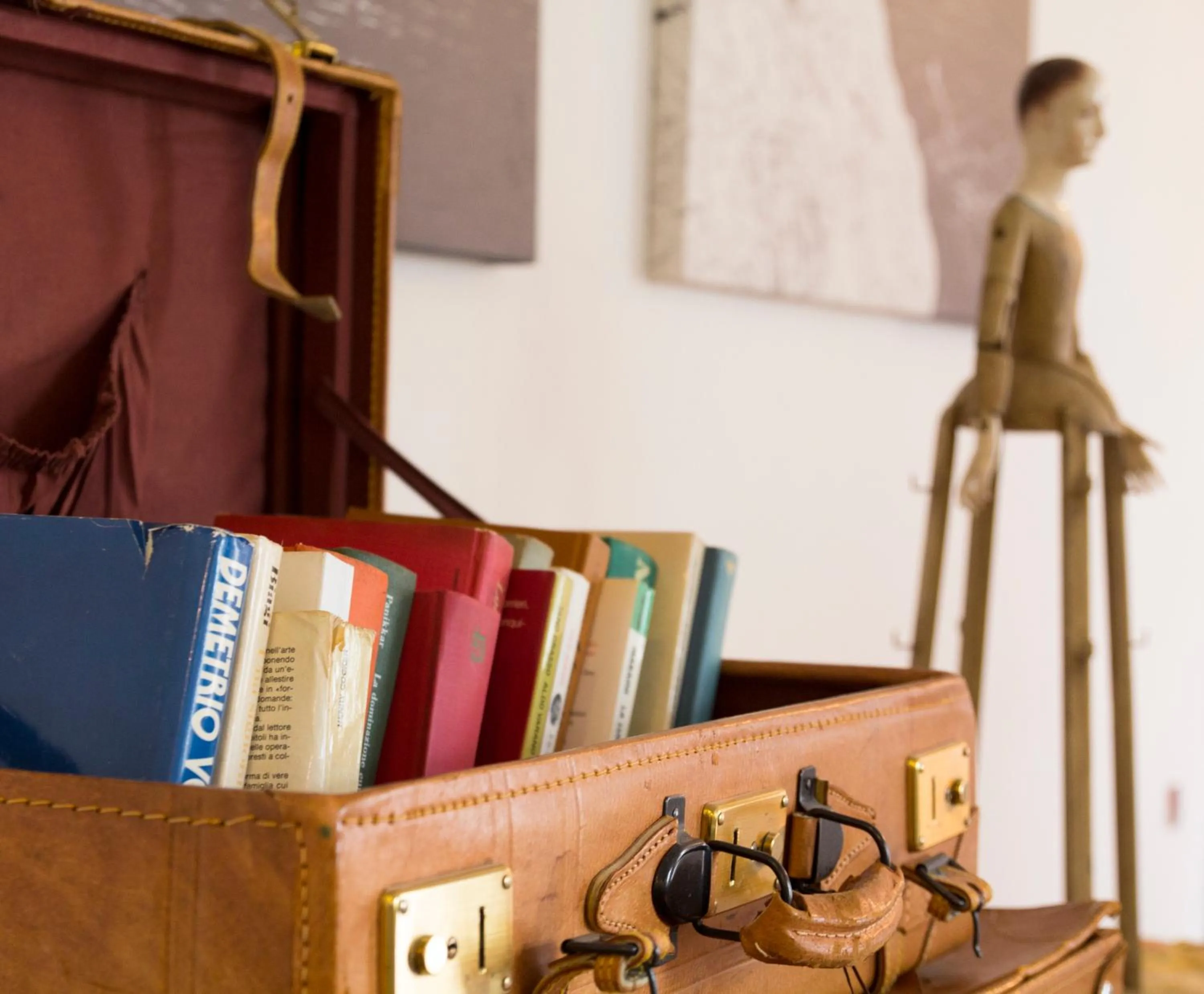 Library in B&B Villa Accademia