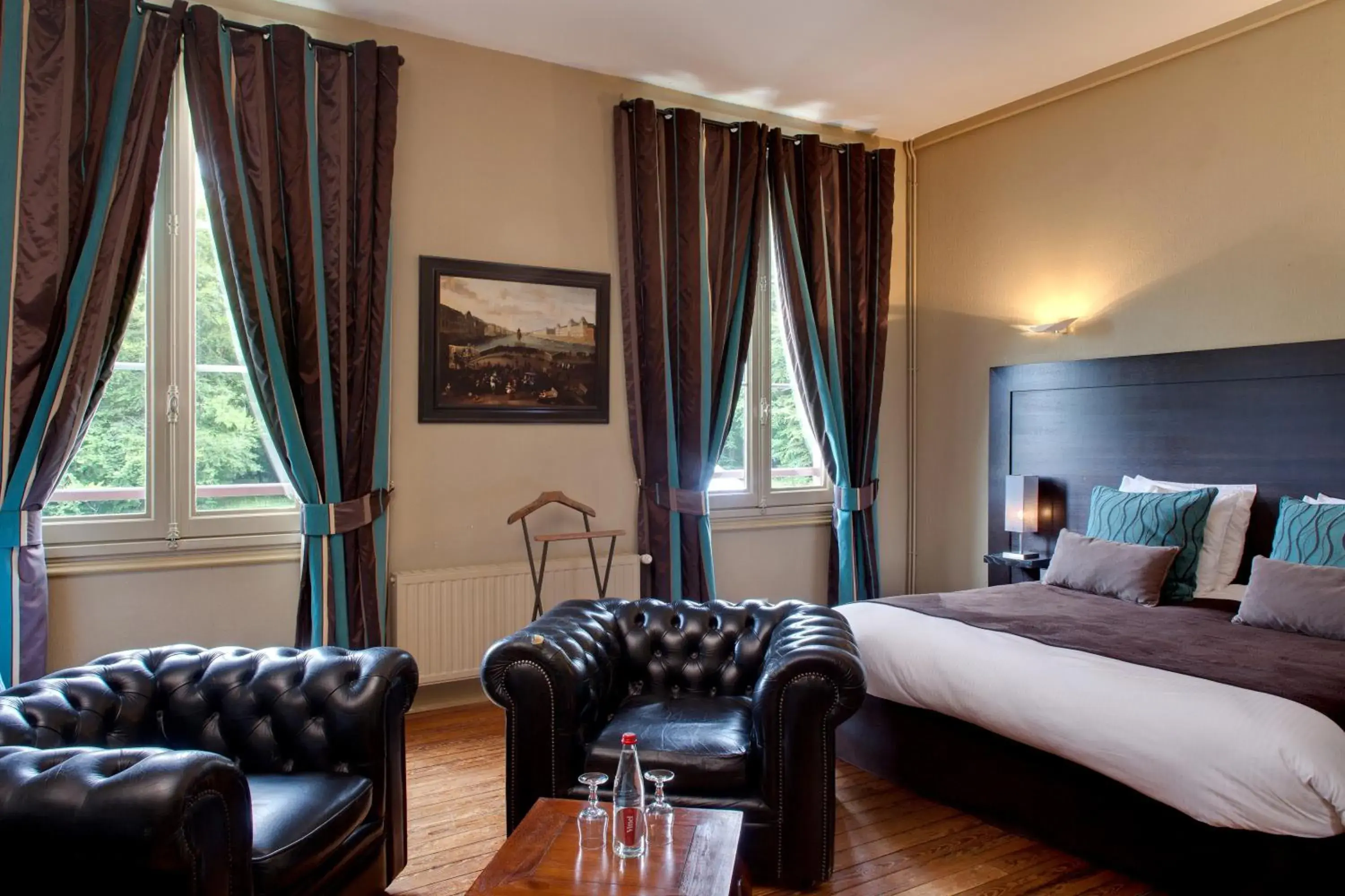 Superior Double Room in Le Pavillon De Gouffern Superior Double Room in Le Pavillon De Gouffern