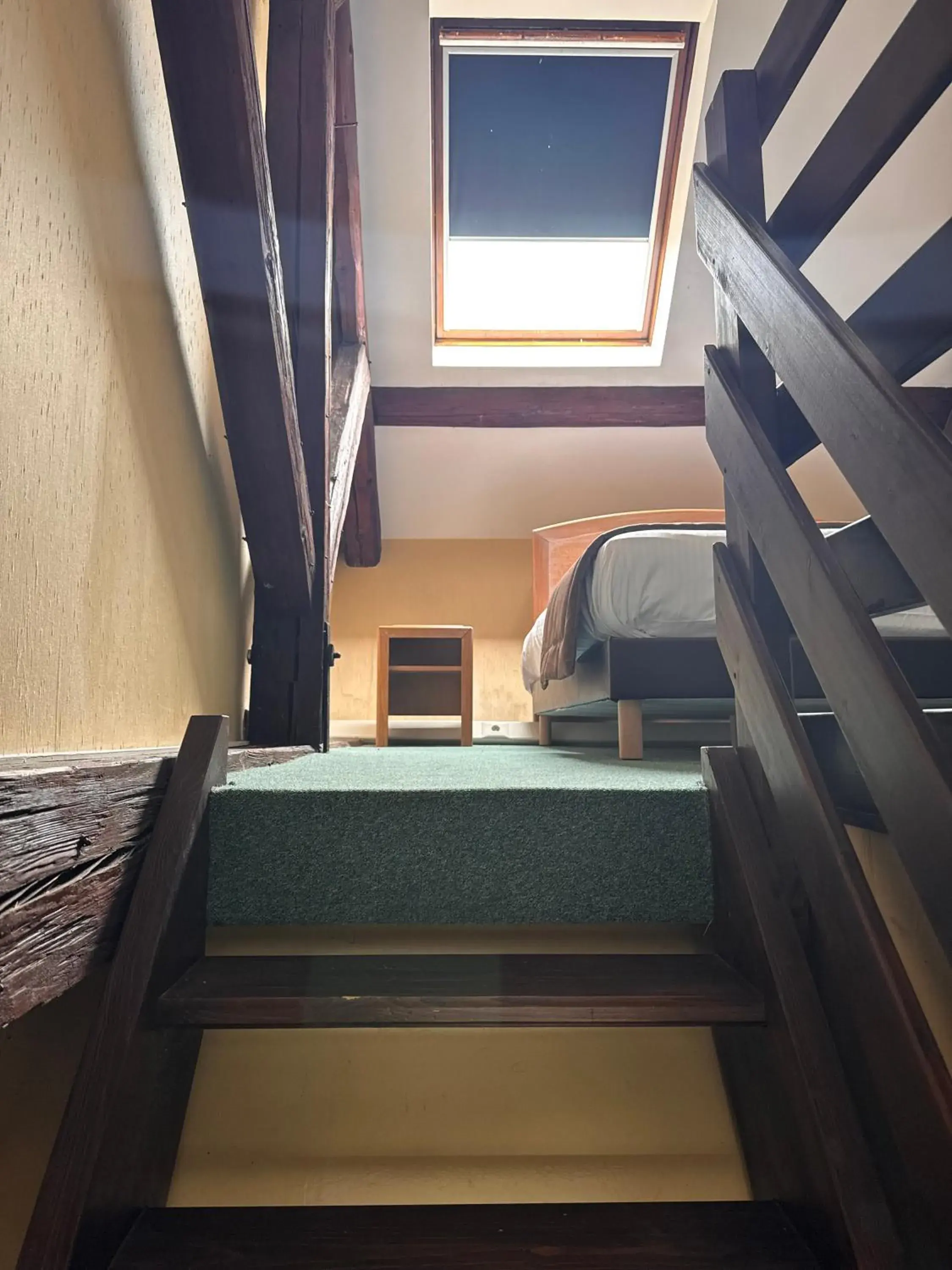 Photo of the whole room in Hôtel Du Théâtre Centre Historique - Parking Souterrain Public Gratuit Photo of the whole room in Hôtel Du Théâtre Centre Historique - Parking Souterrain Public Gratuit