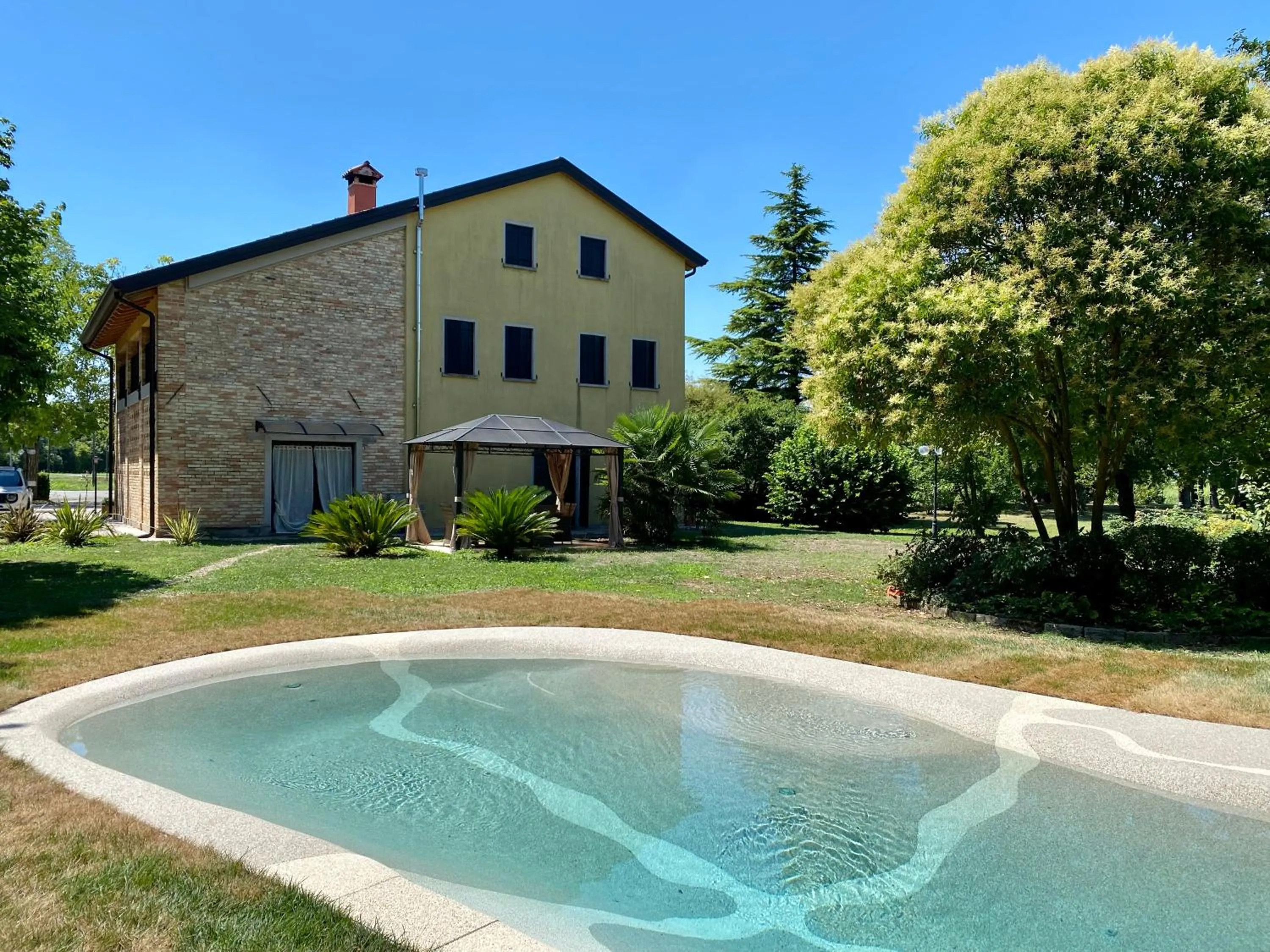 Swimming pool in Al Vecchio Fienile