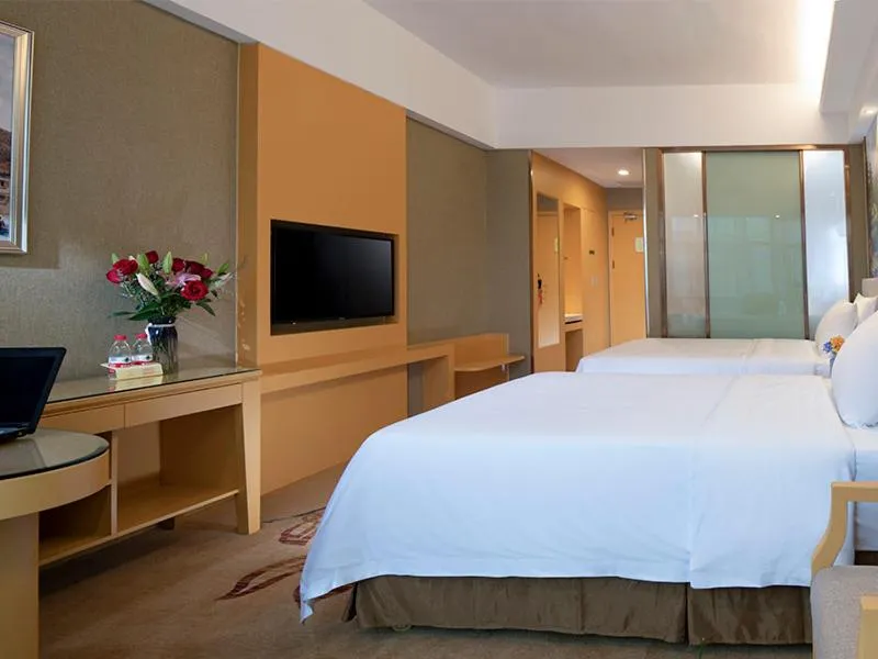 Bed in Vienna Hotel(HaiKou High Speed Railway East Station)
