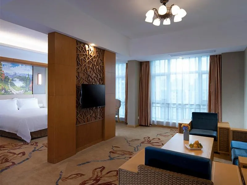 Bed in Vienna Hotel(HaiKou High Speed Railway East Station)