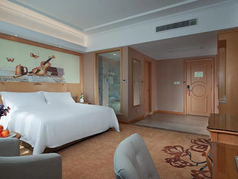 Bed in Vienna Hotel(Jiujiang Xiushui Bus Station)