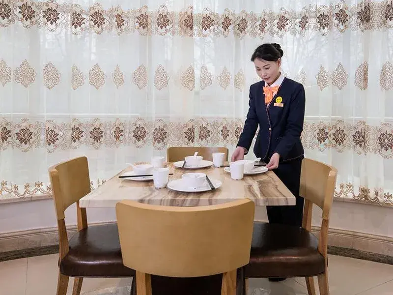 Vienna International Hotel(Hangzhou Xihu Fengshan Road Station) Vienna International Hotel(Hangzhou Xihu Fengshan Road Station)