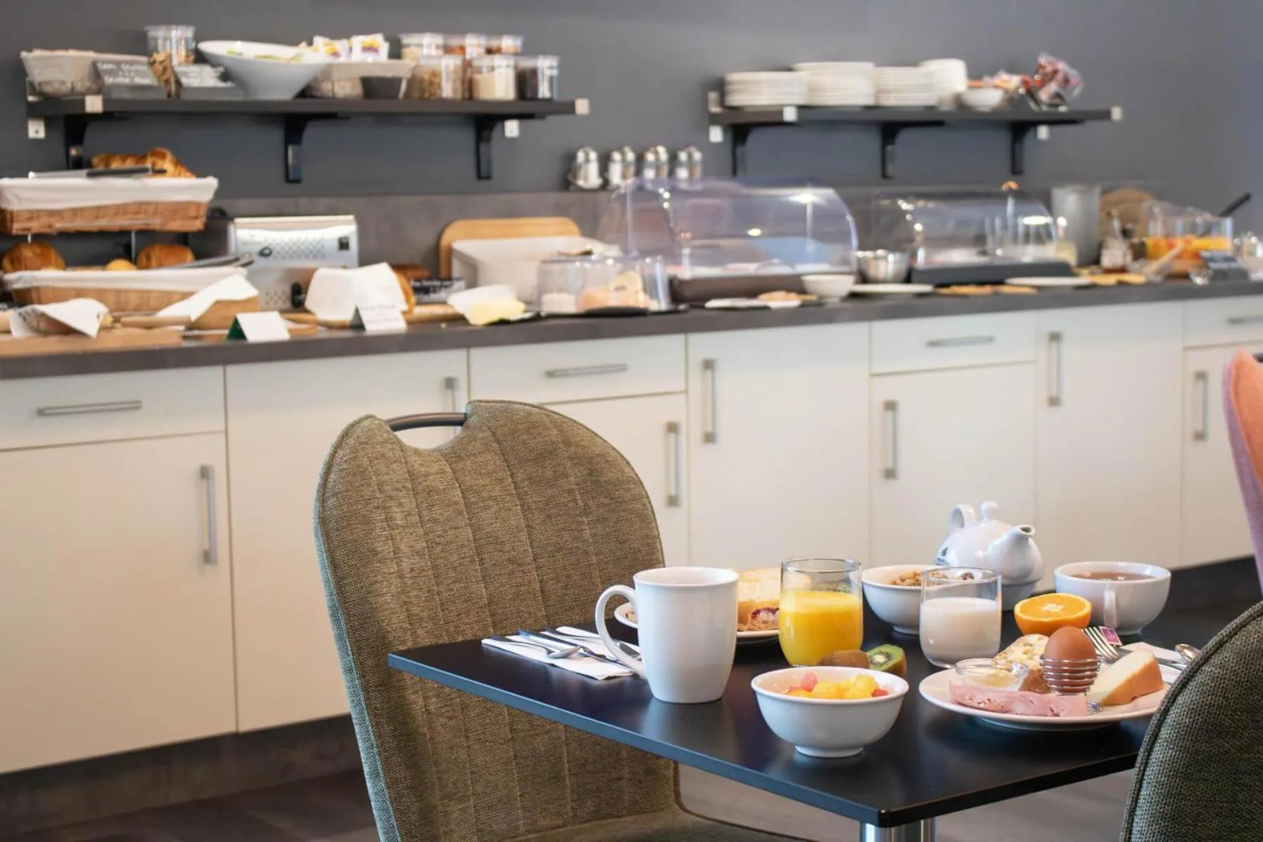 Breakfast in Brit Hotel Bressuire