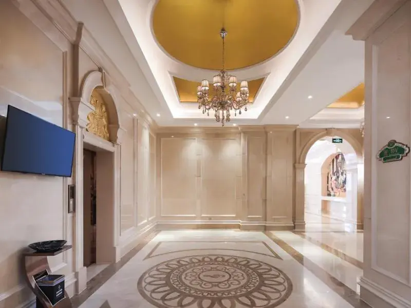 Vienna Hotel (Shanghai jinshanwei Railway Station City Beach Shop) Vienna Hotel (Shanghai jinshanwei Railway Station City Beach Shop)