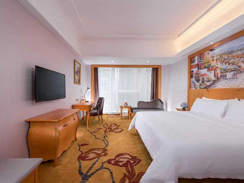 Bed in Vienna Hotel (Laibin North Station)