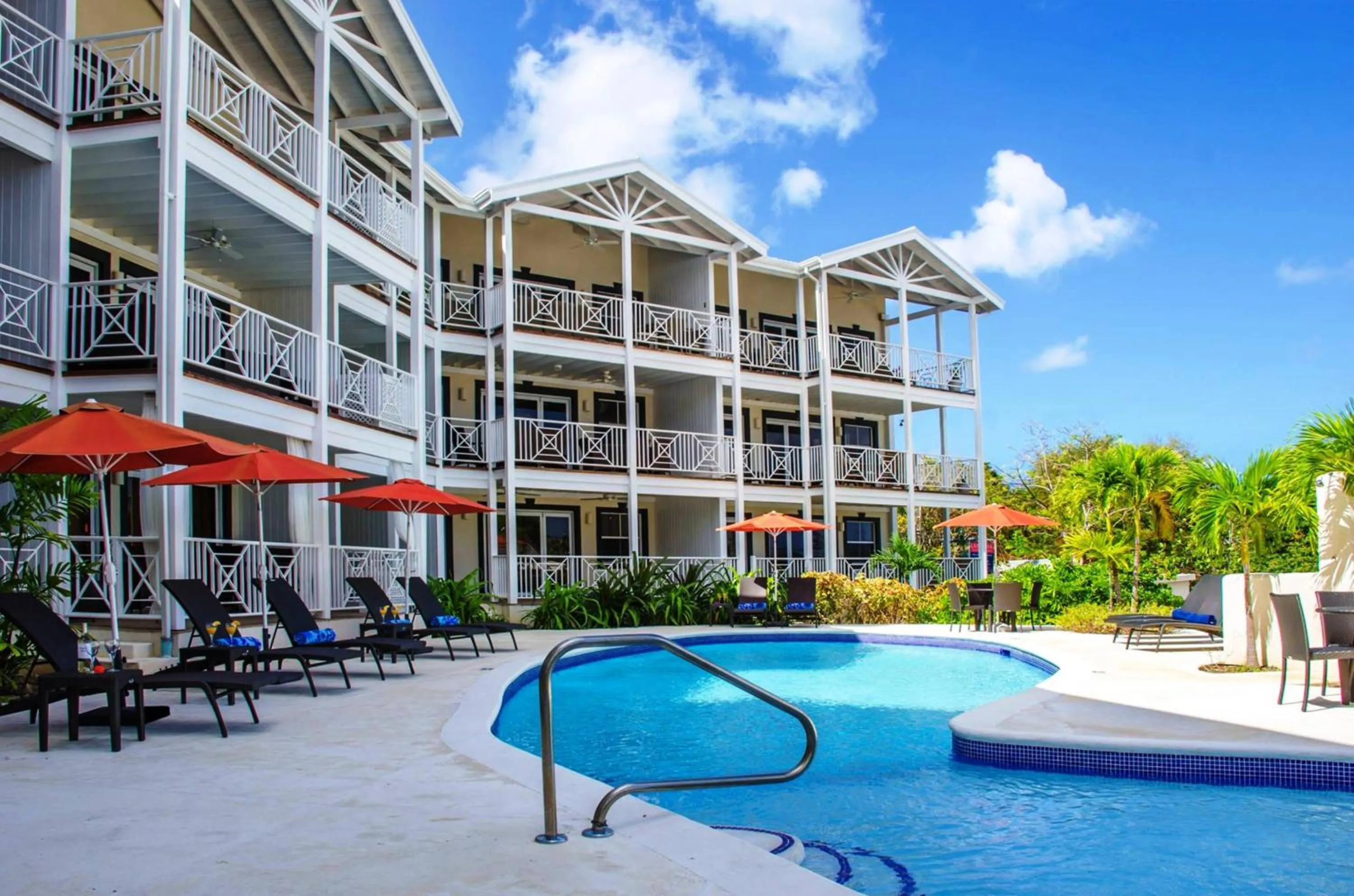 Swimming pool in Lantana Resort Barbados