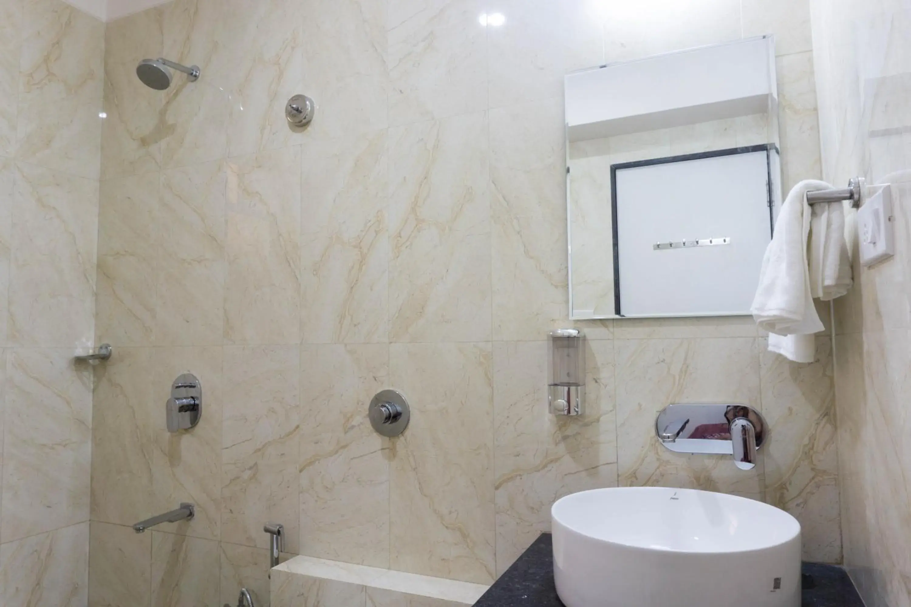 Bathroom in Passions de Goa Bathroom in Passions de Goa