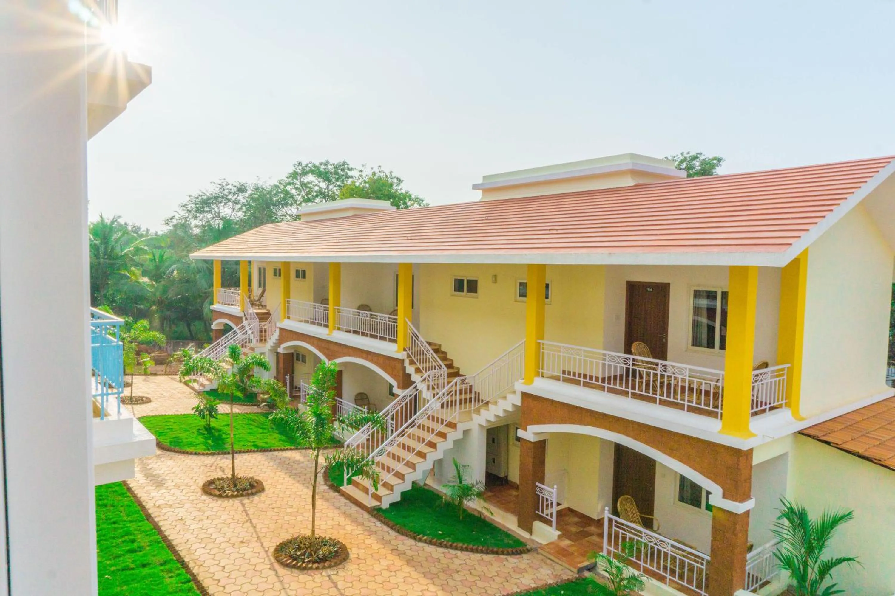 Property building in Passions de Goa