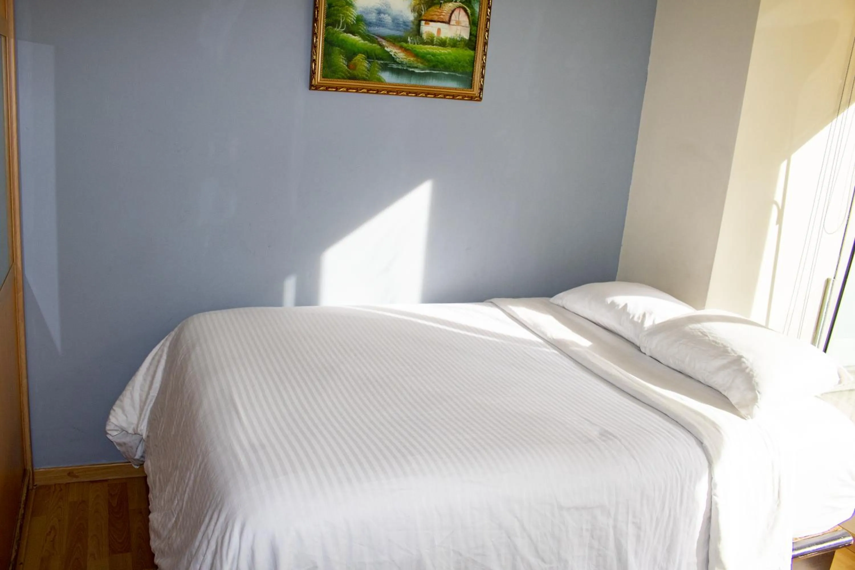 Bed in Puerta Alameda Suites México