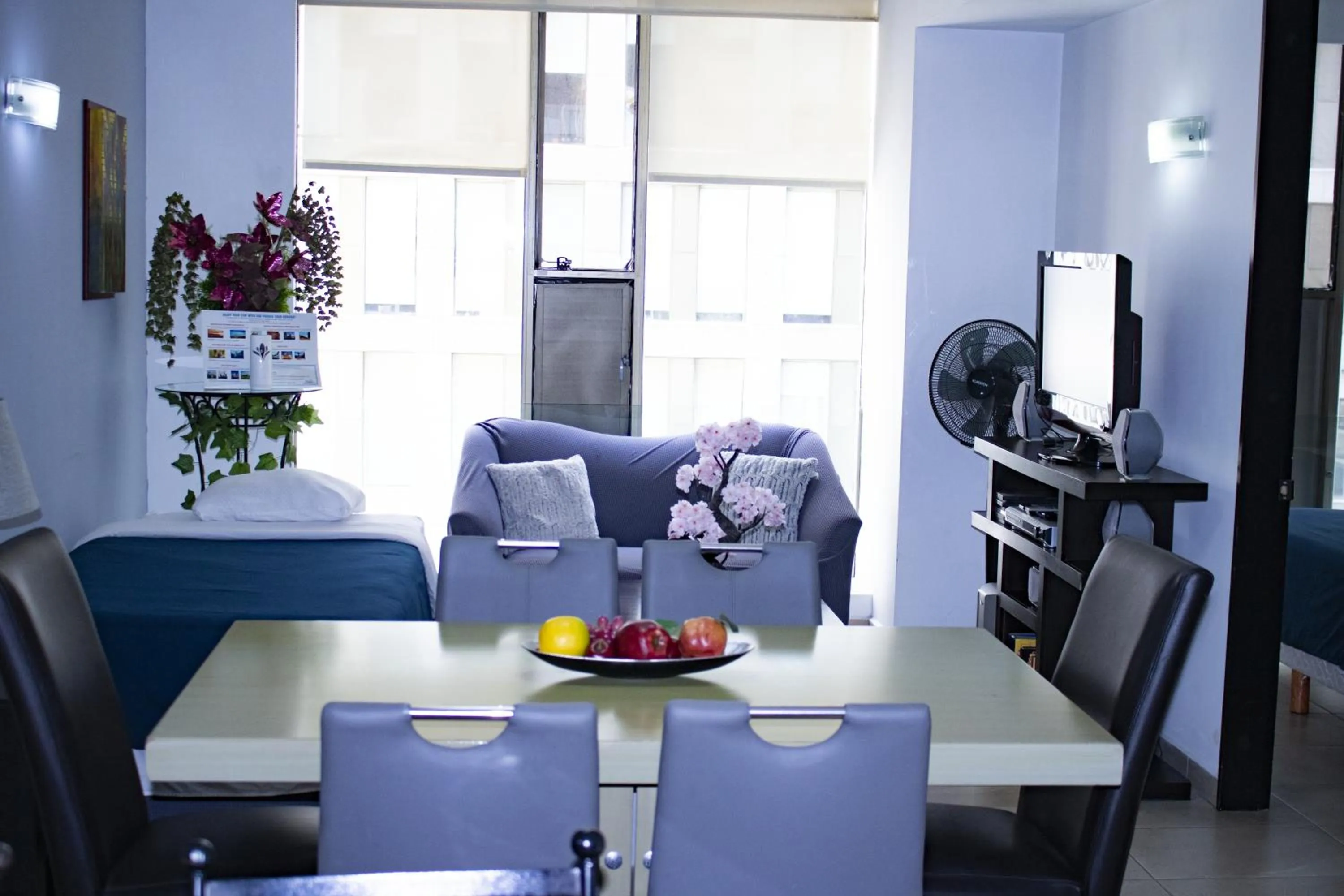 Living room in Puerta Alameda Suites México