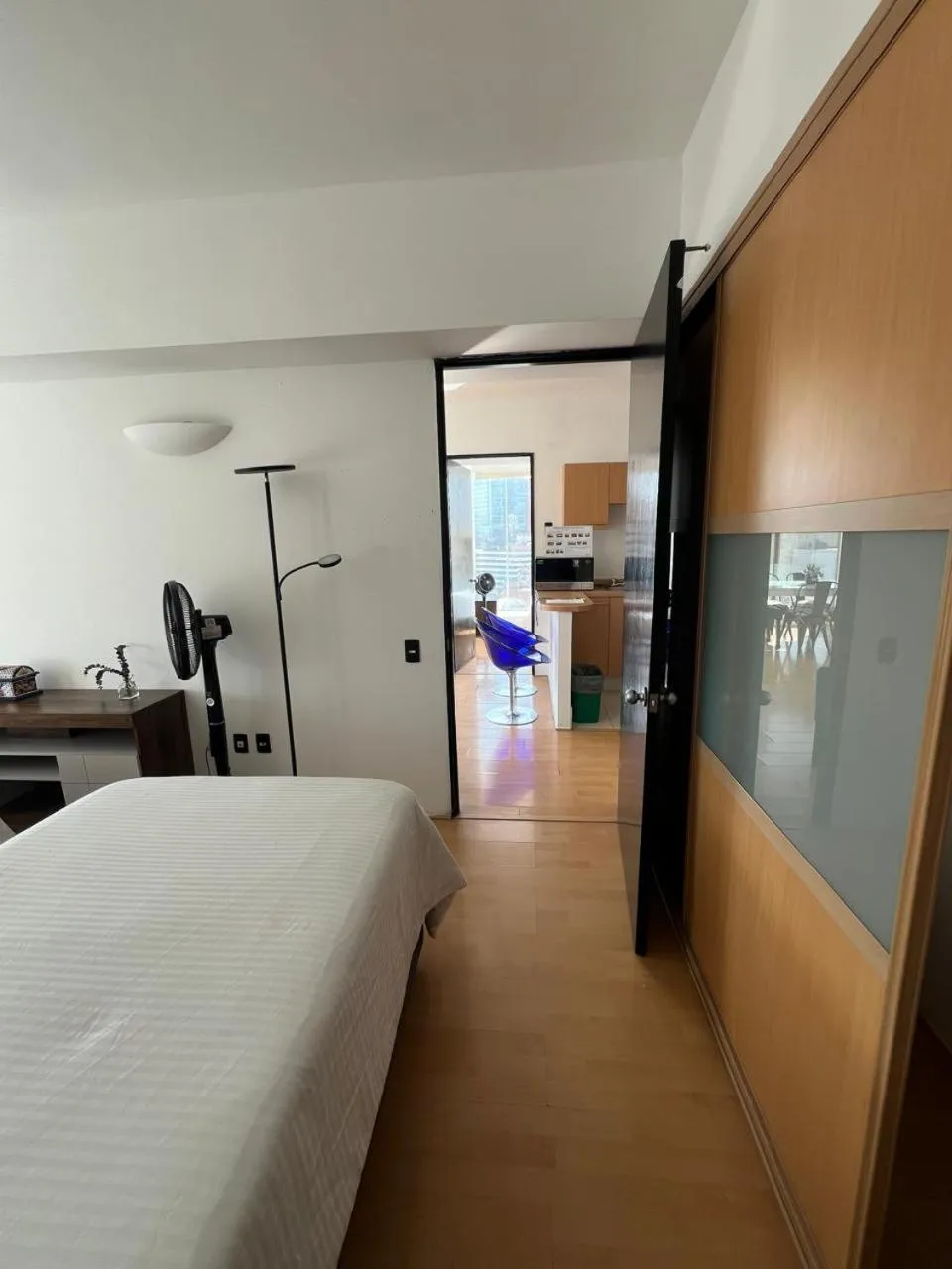 Bed in Puerta Alameda Suites México