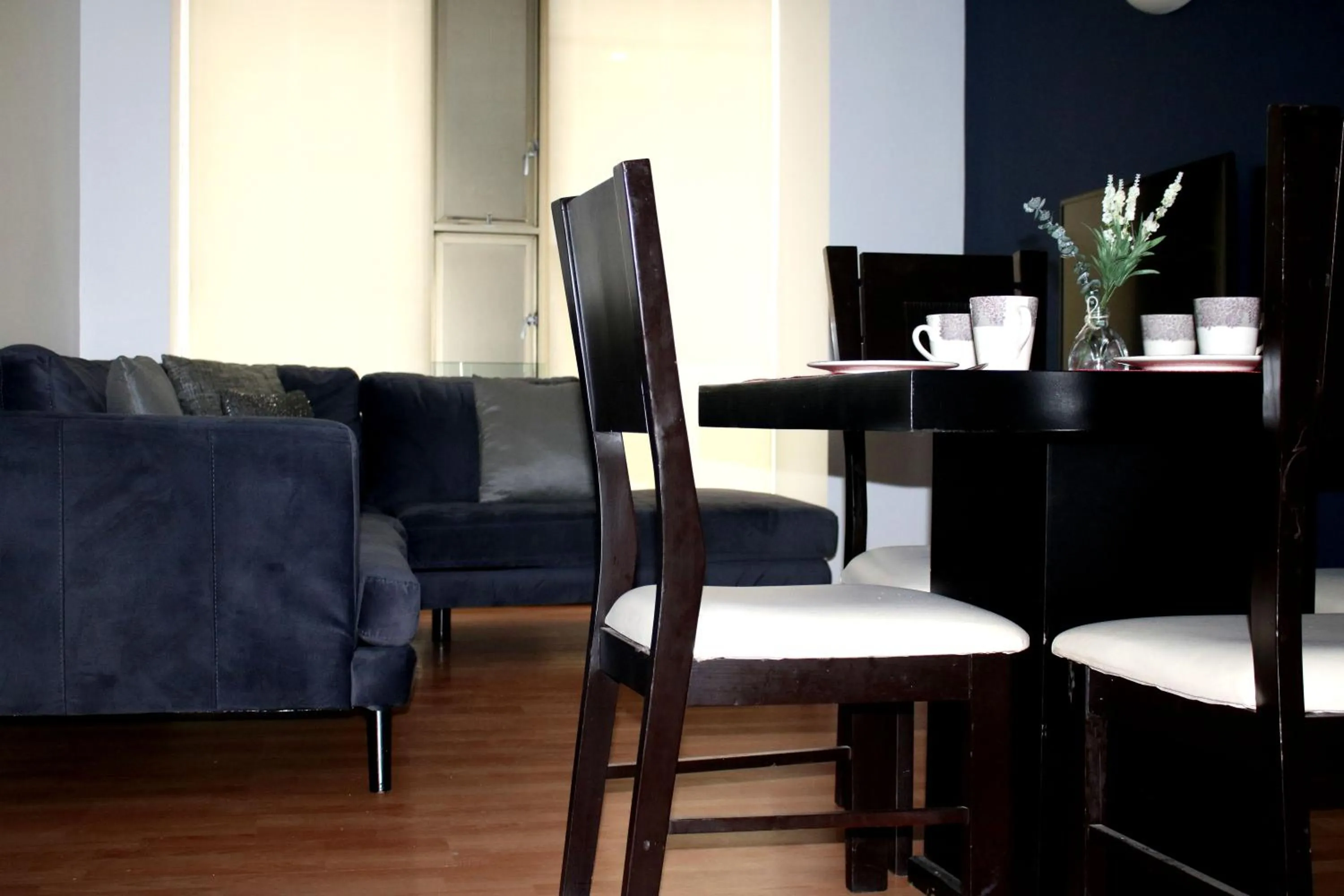 Dining area in Puerta Alameda Suites México