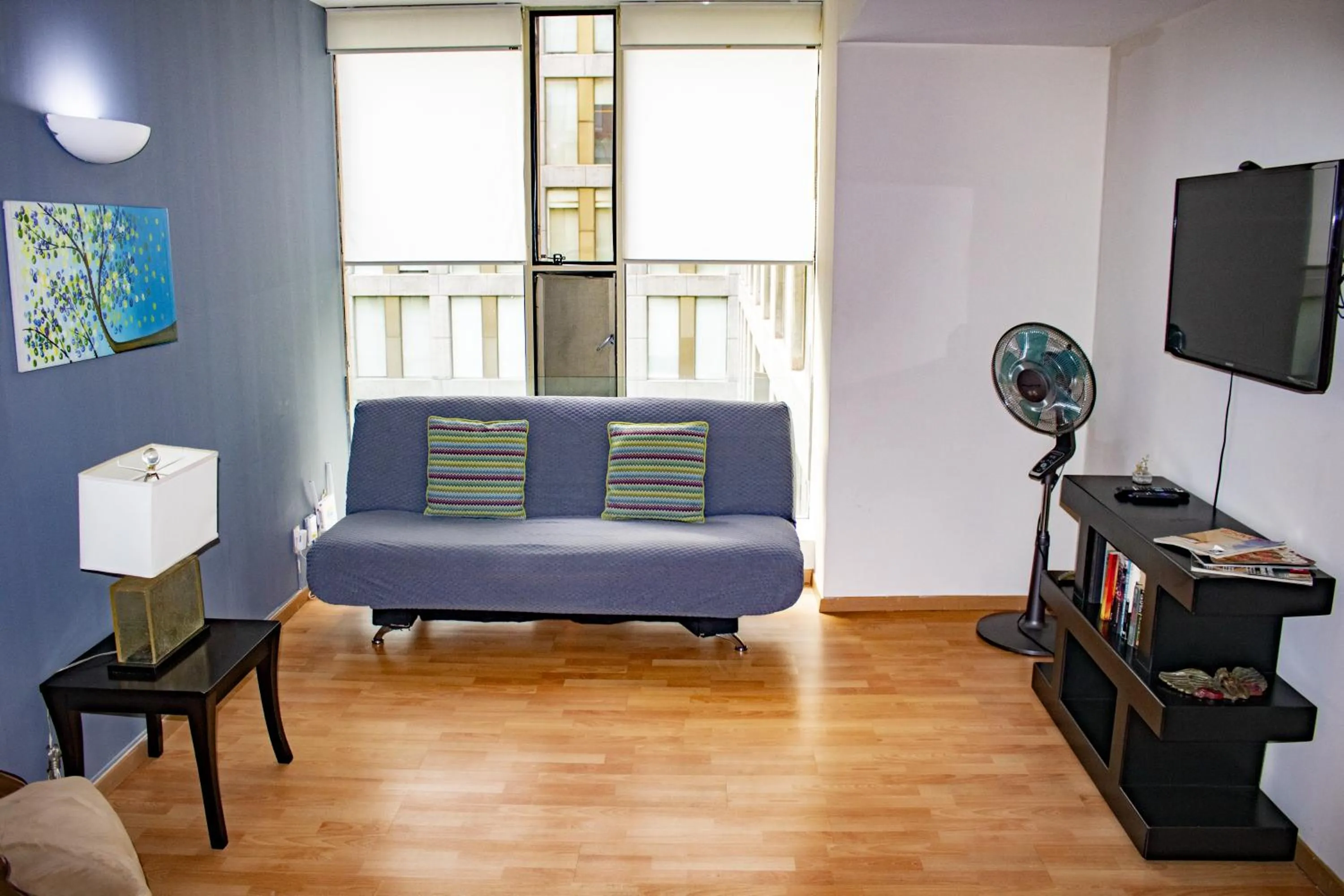 TV and multimedia in Puerta Alameda Suites México