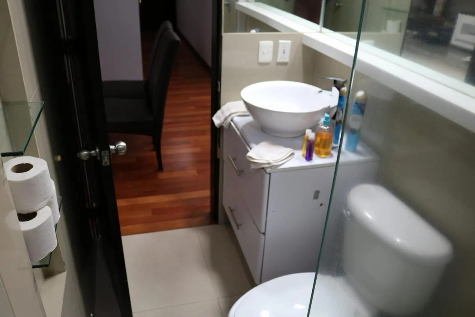 Bathroom in Puerta Alameda Suites México